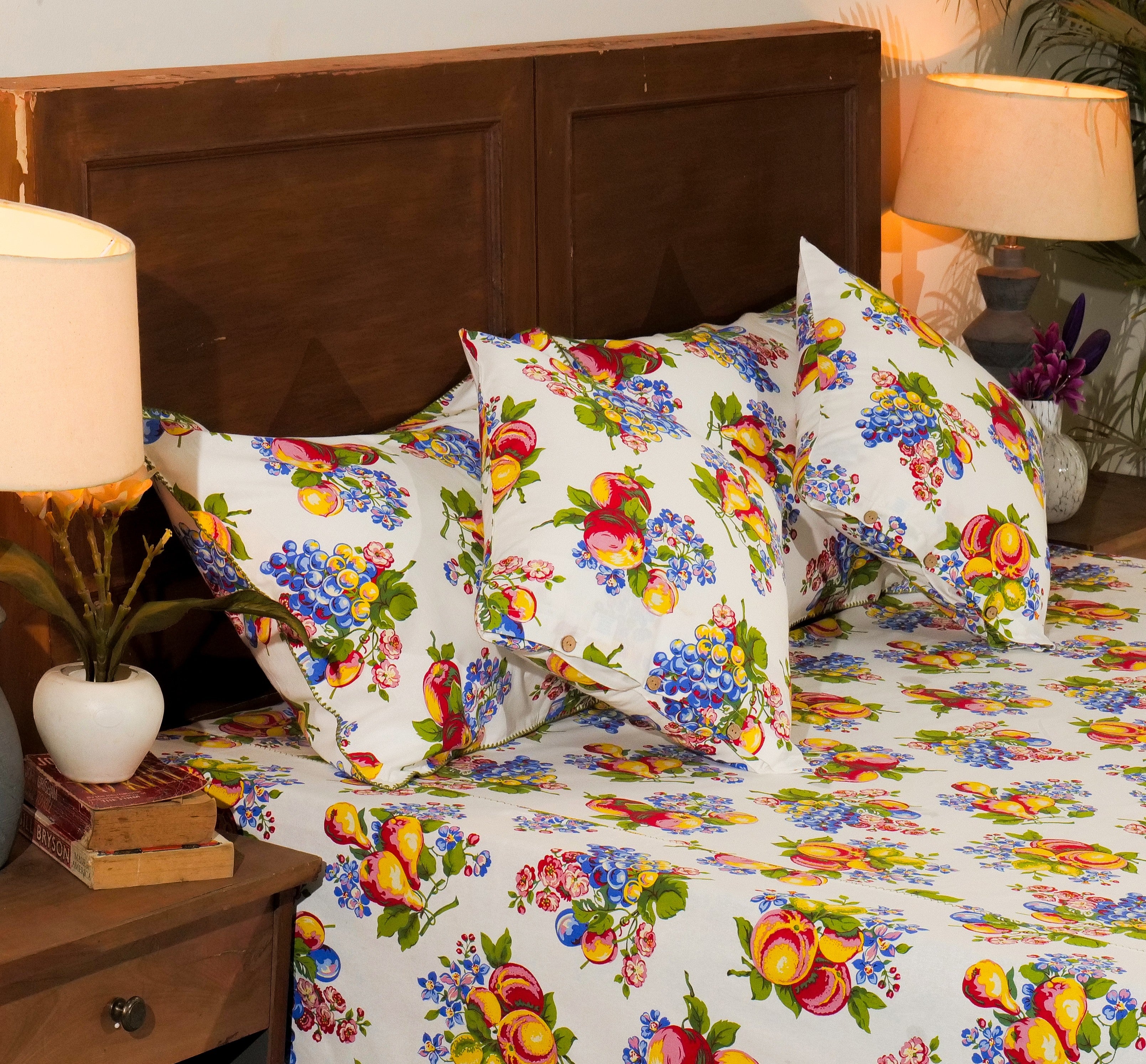 Fruit Basket Bed Cover – White