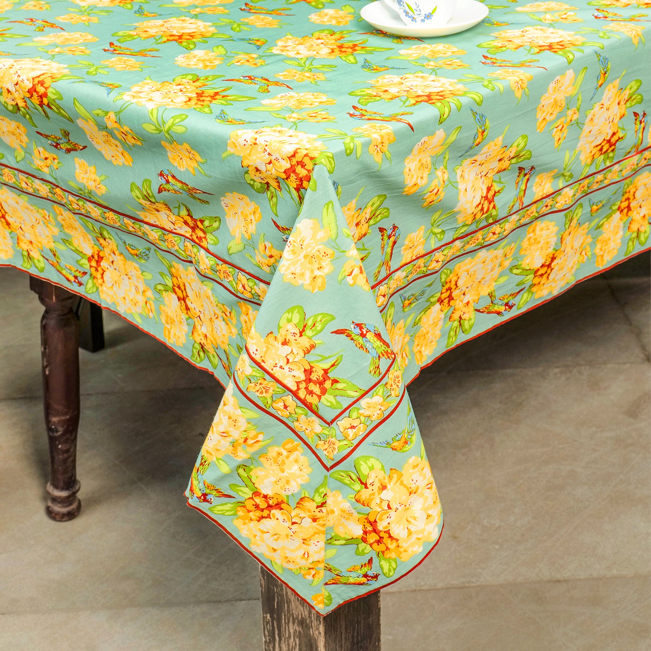 Valley of flowers Tablecloth - Mist
