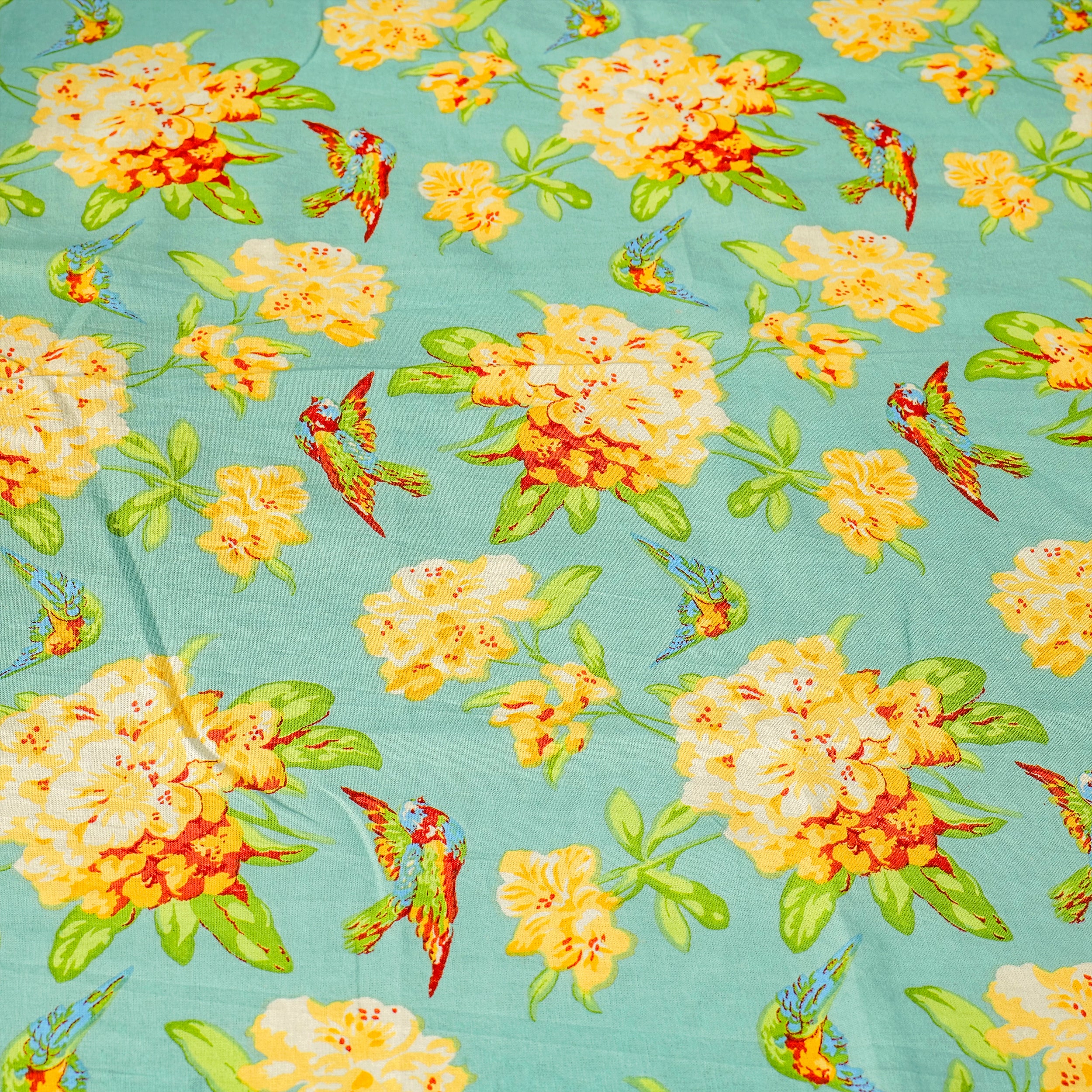 Valley of flowers Tablecloth - Mist