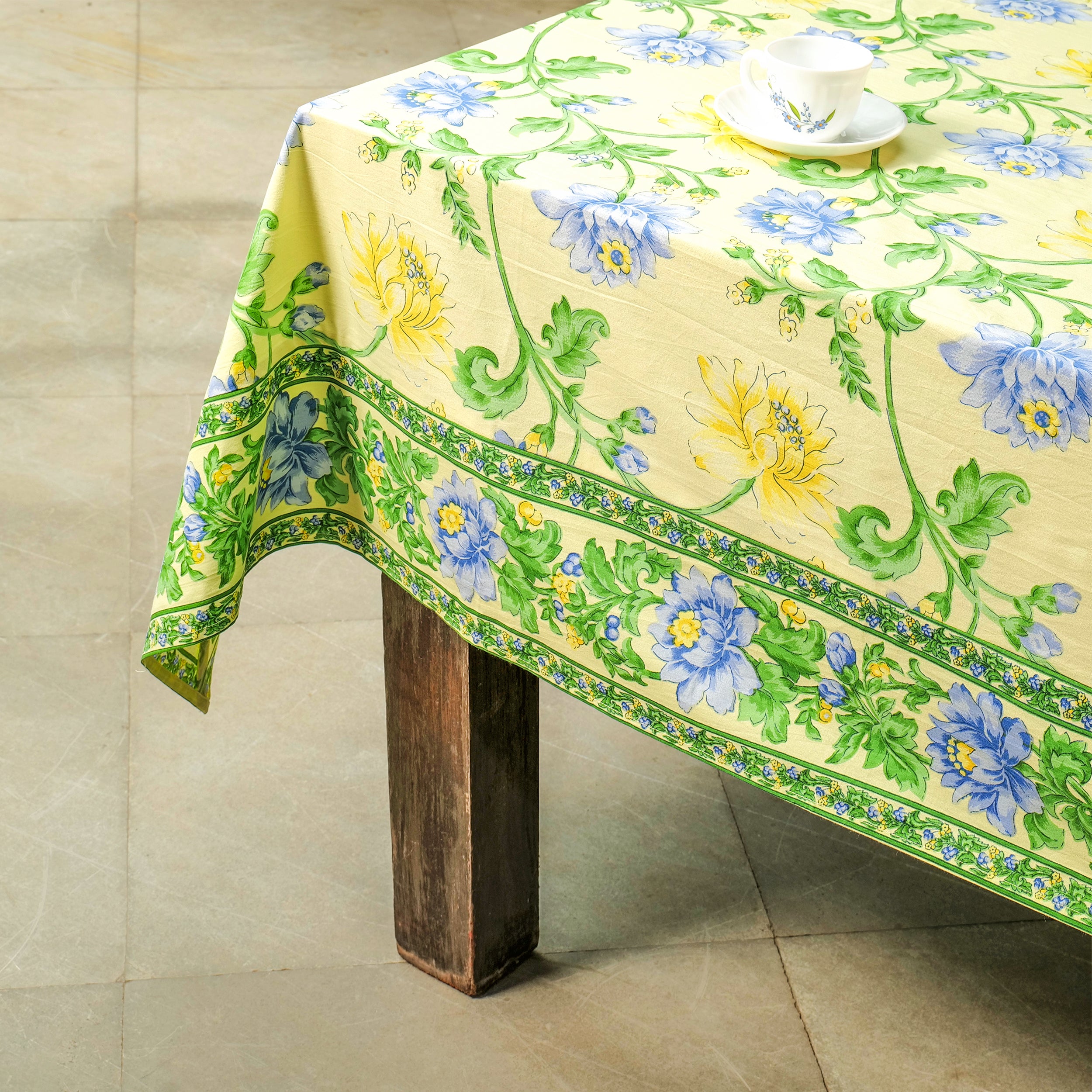 Rosehip Tablecloth - Yellow