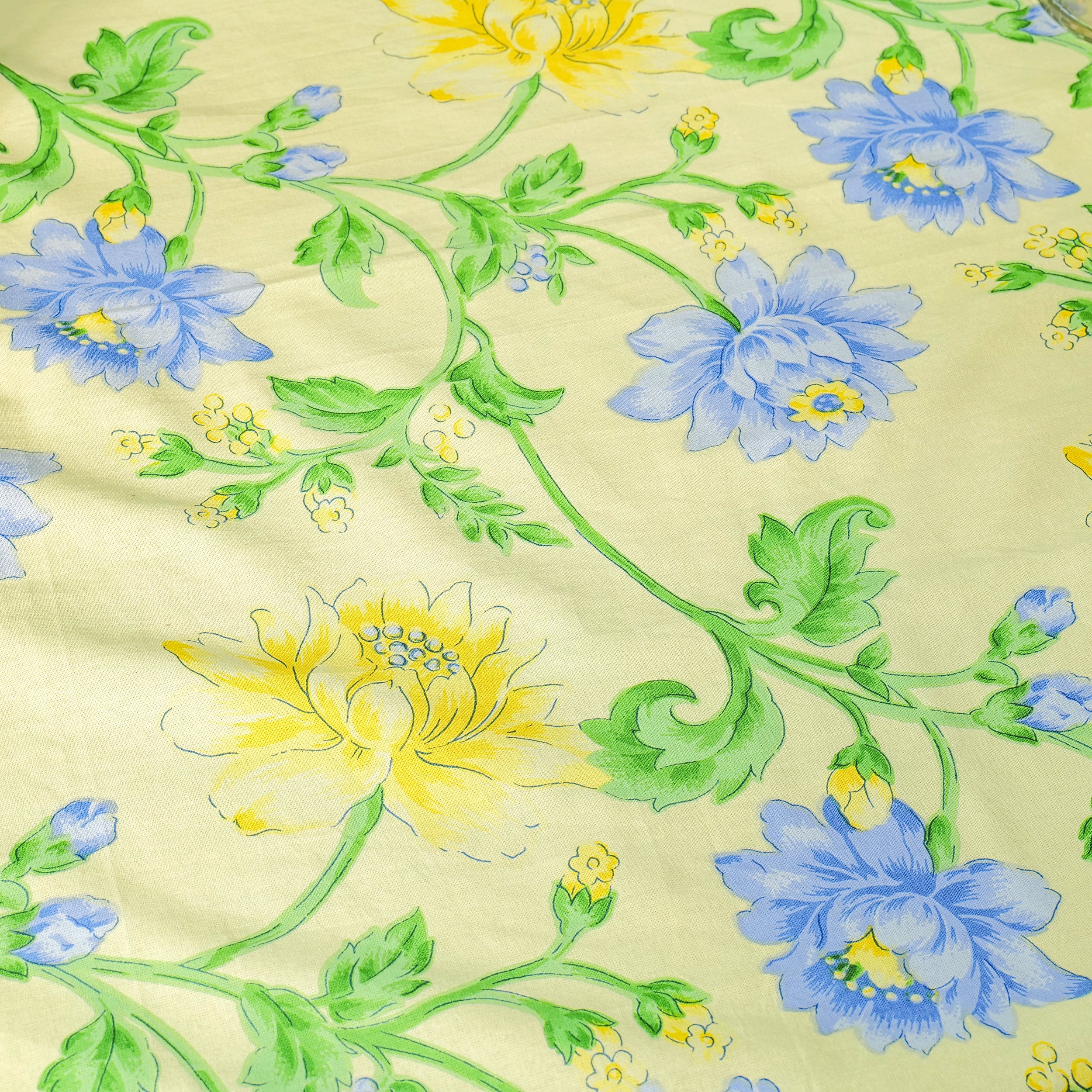 Rosehip Tablecloth - Yellow
