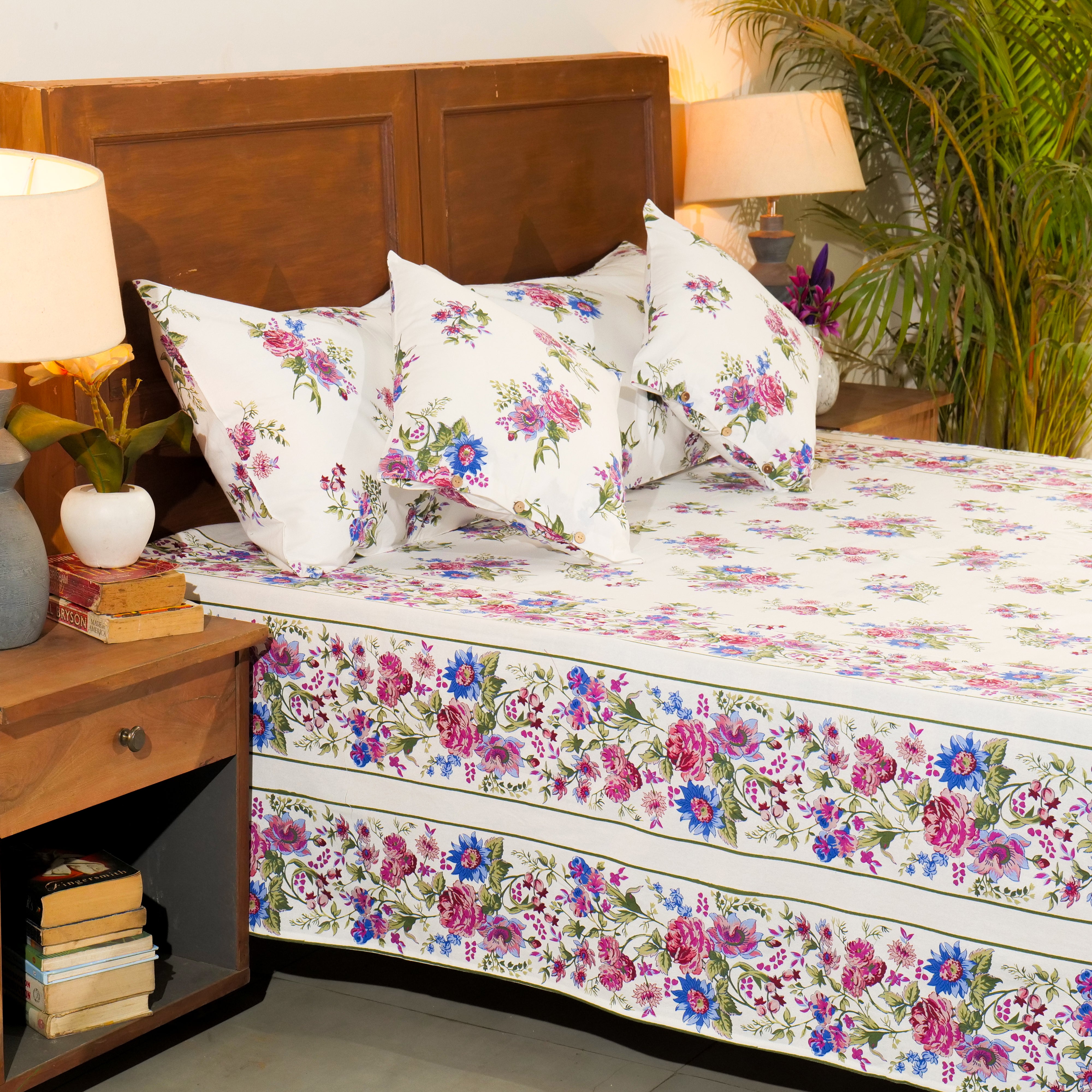 Friendship Bed Cover – White