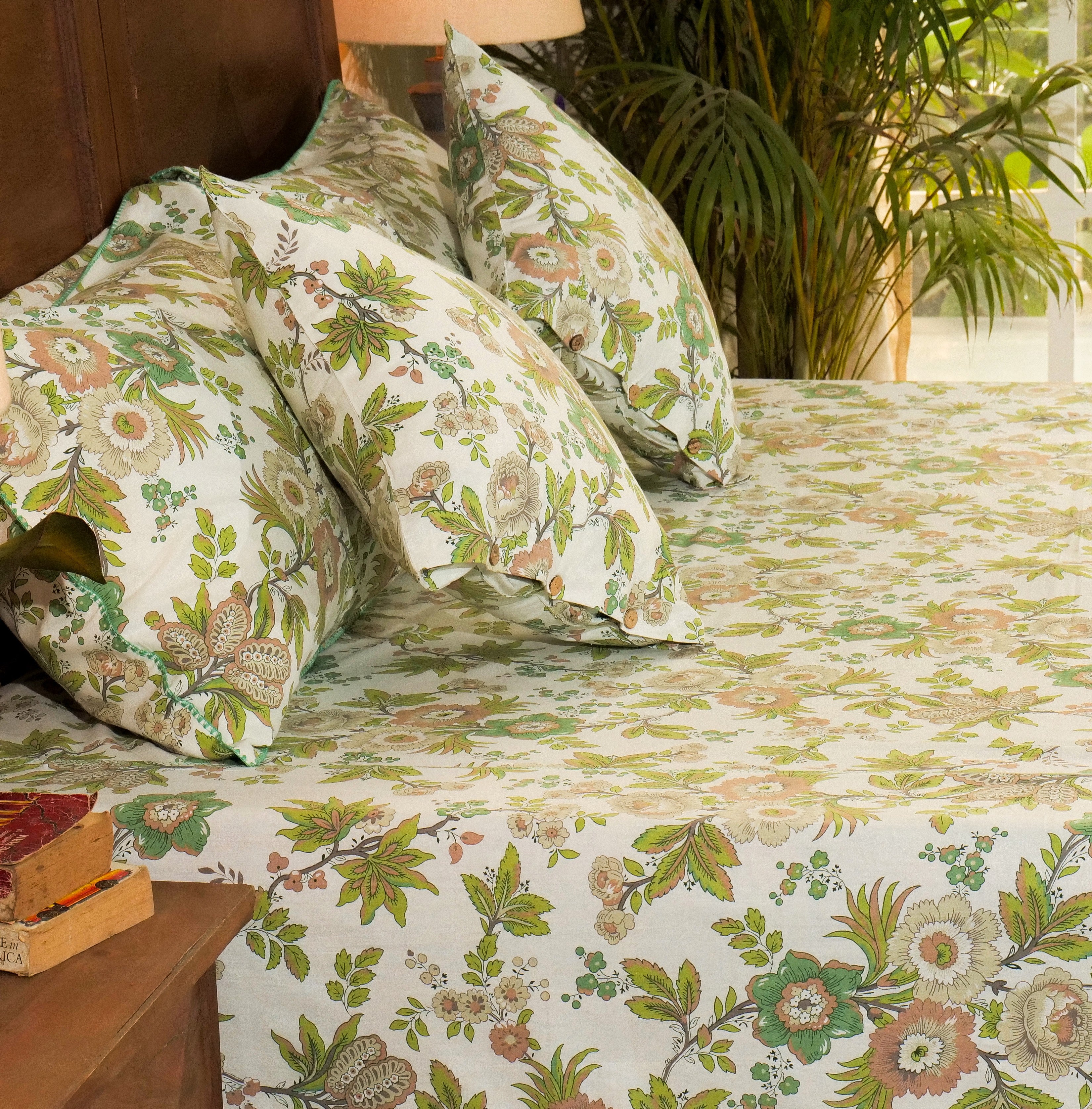 Augustine Bed Cover – Ivory