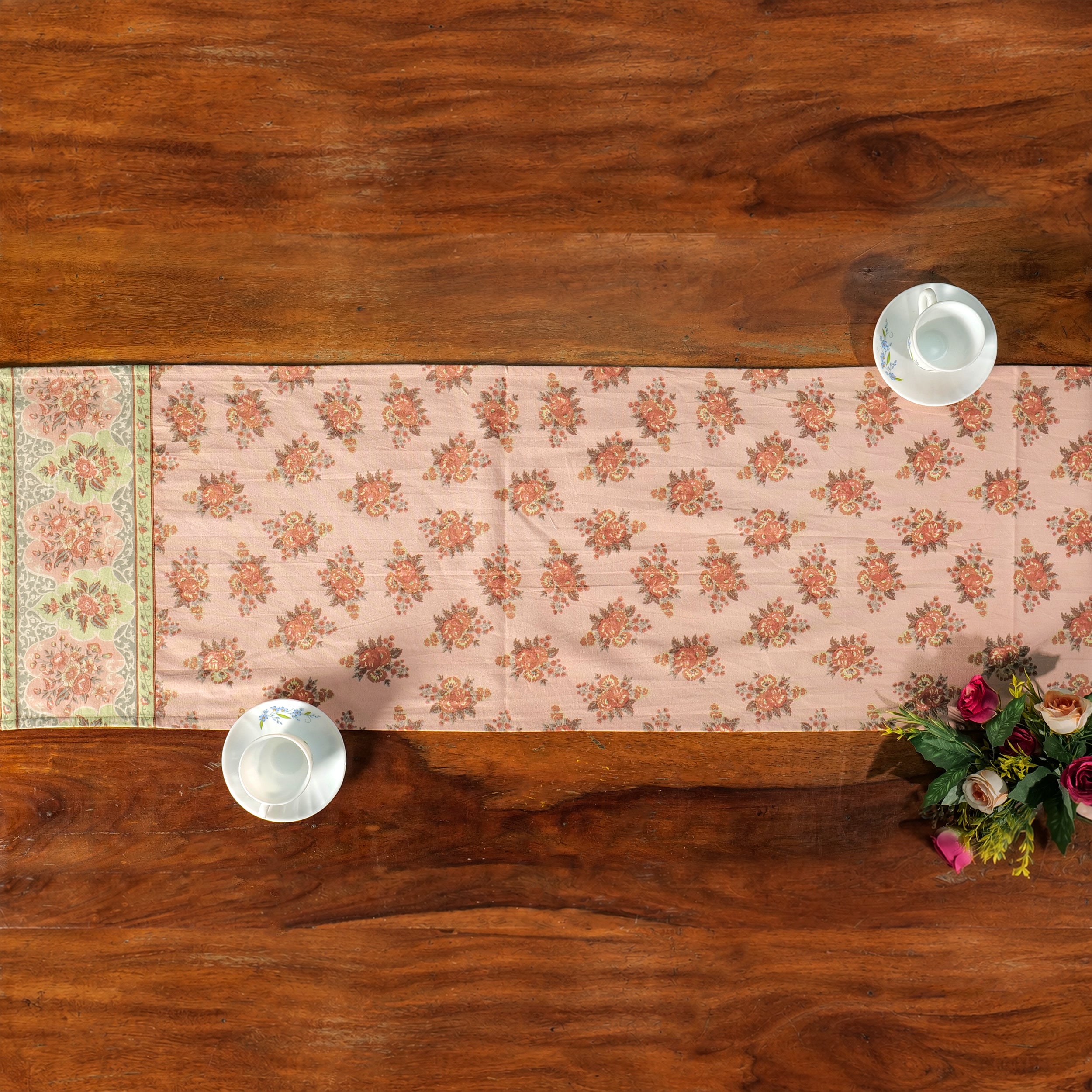 Antique Runner – Rose