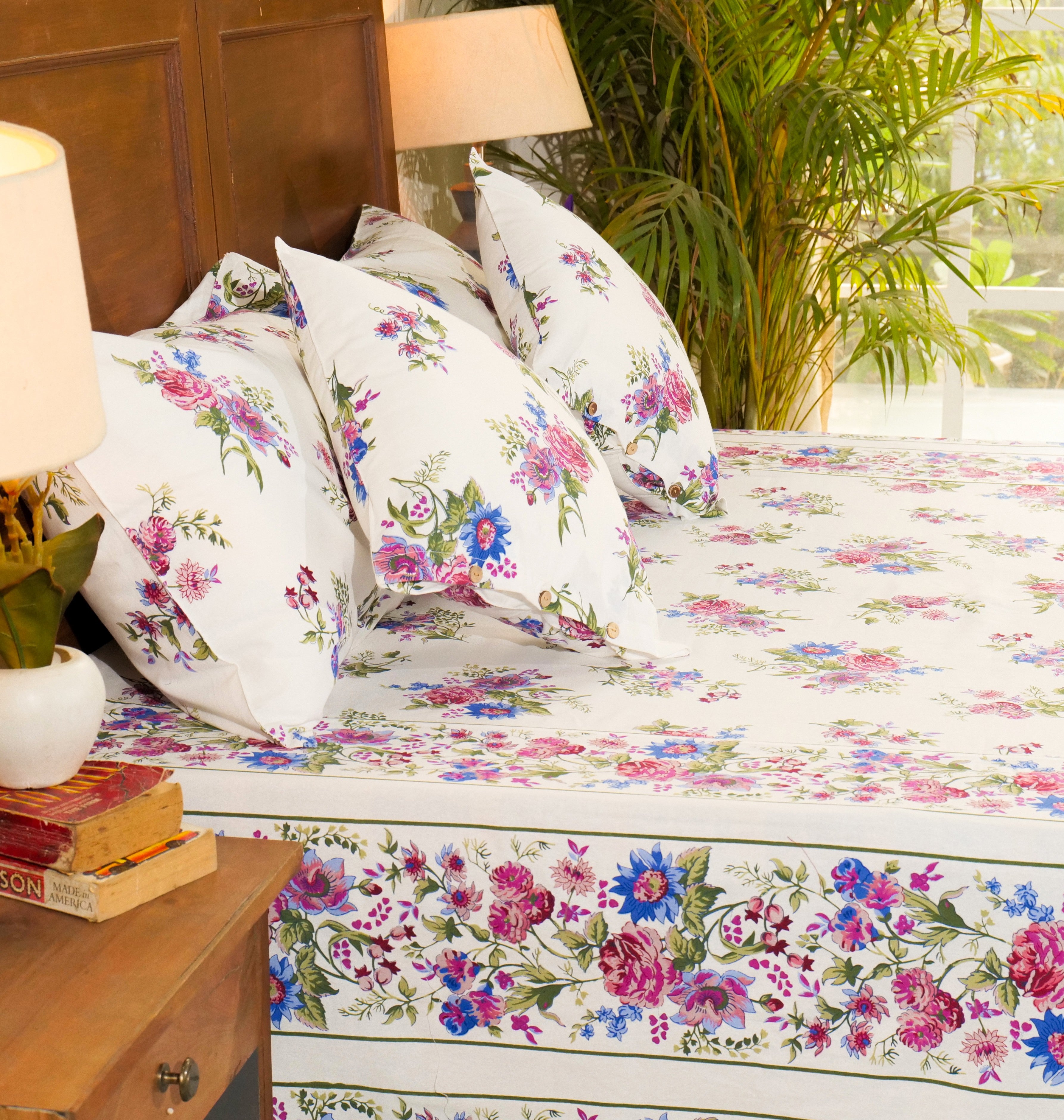 Friendship Bed Cover – White