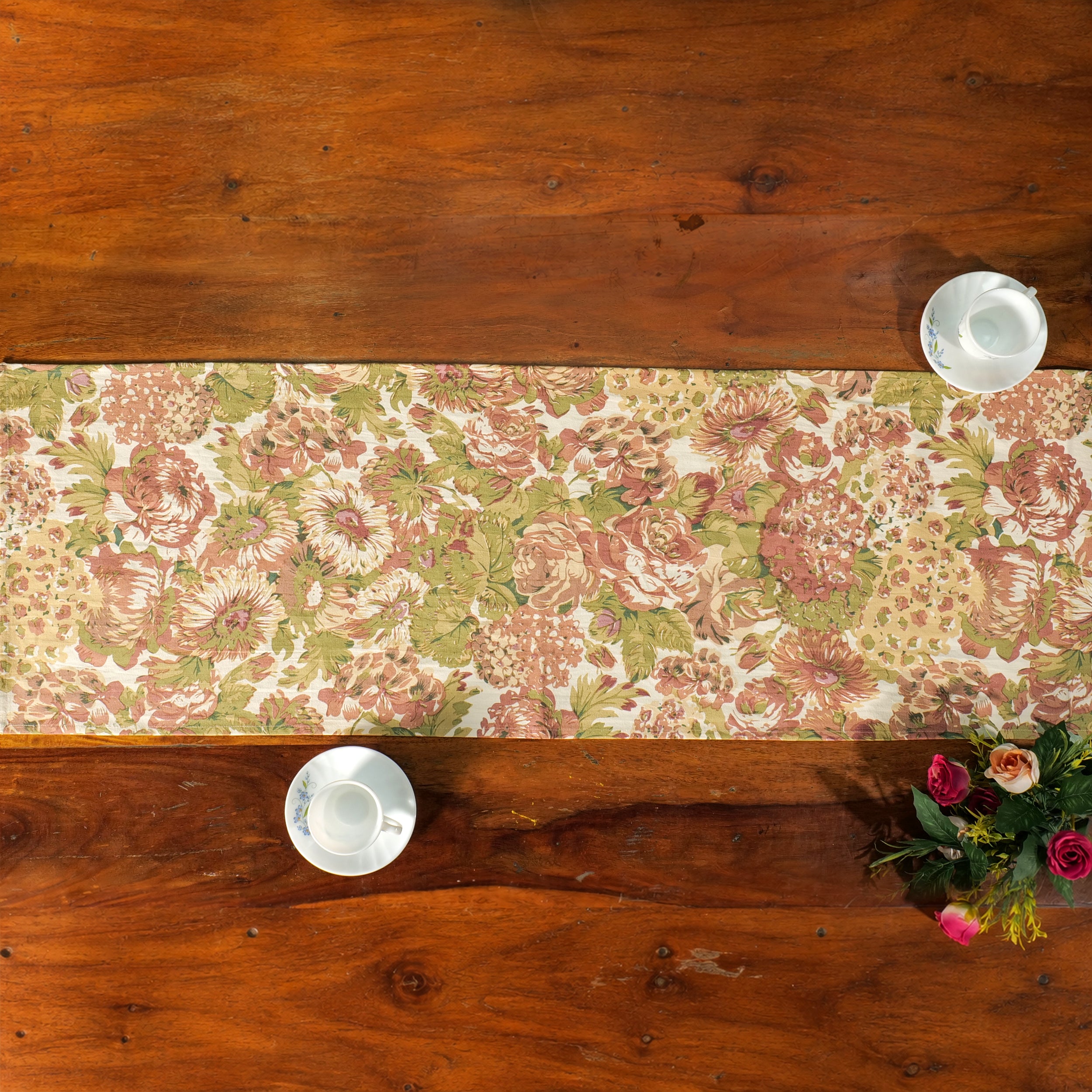 Spring Gathering Runner - Sorbet