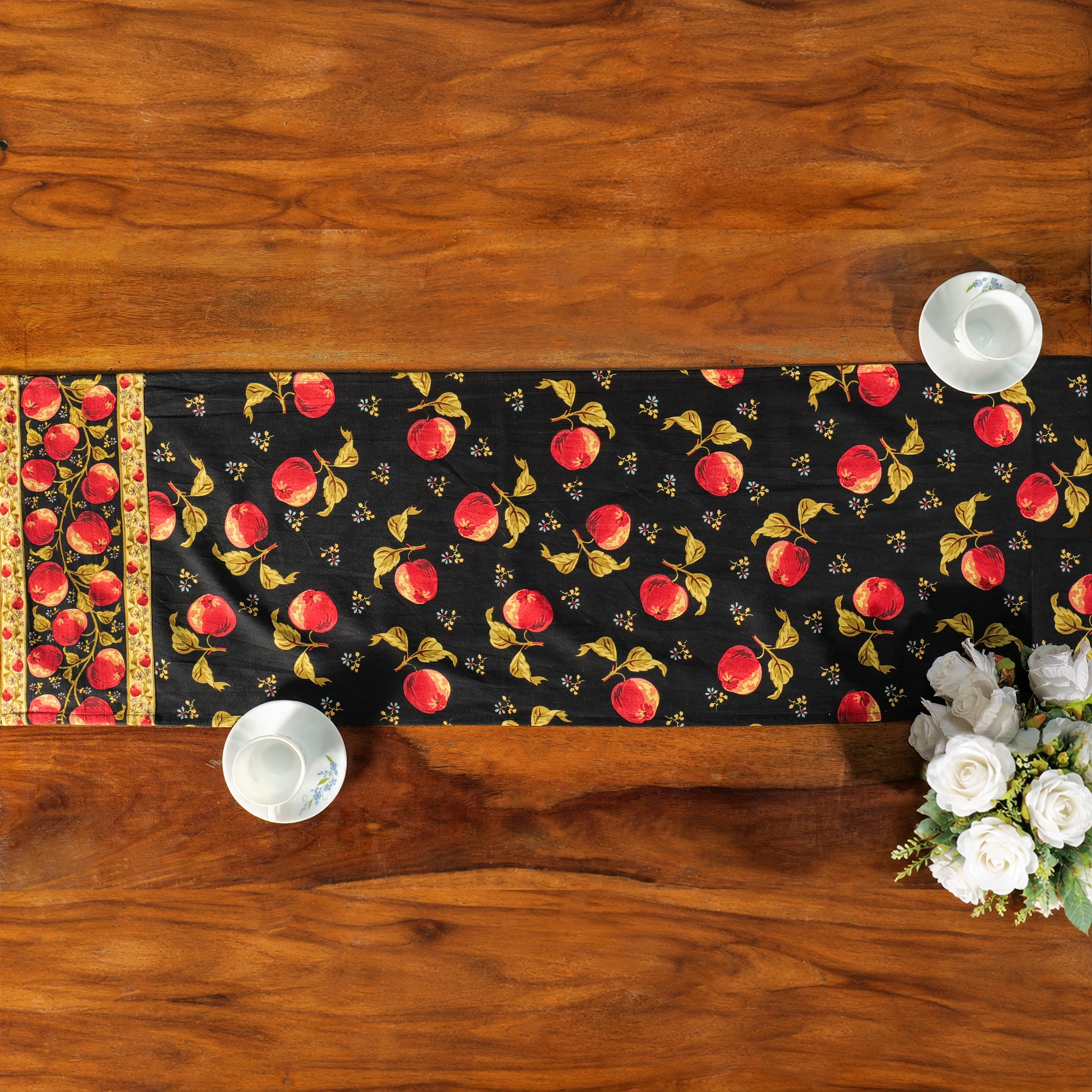 Apple Runner – Black