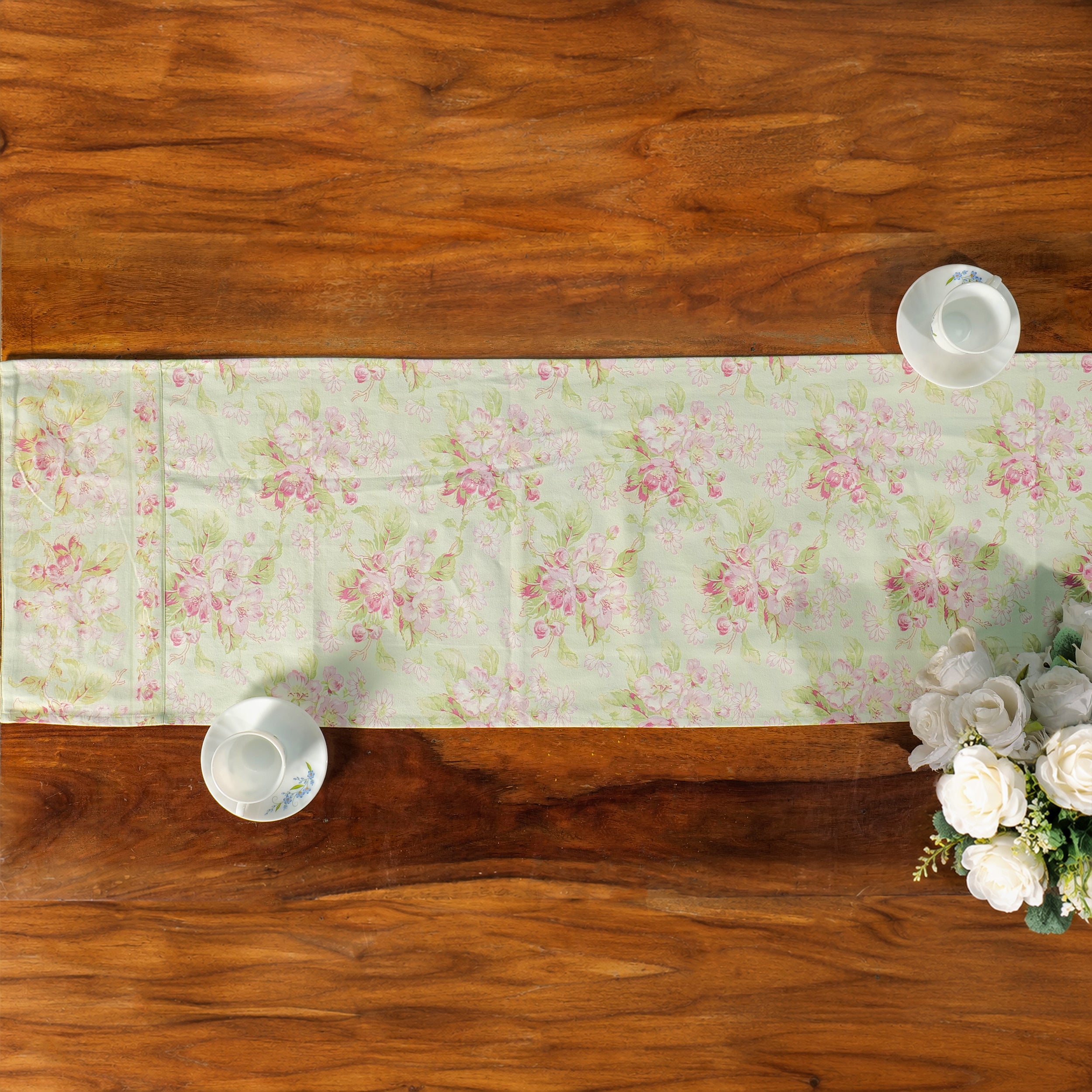 Apple Blossom Runner - Green