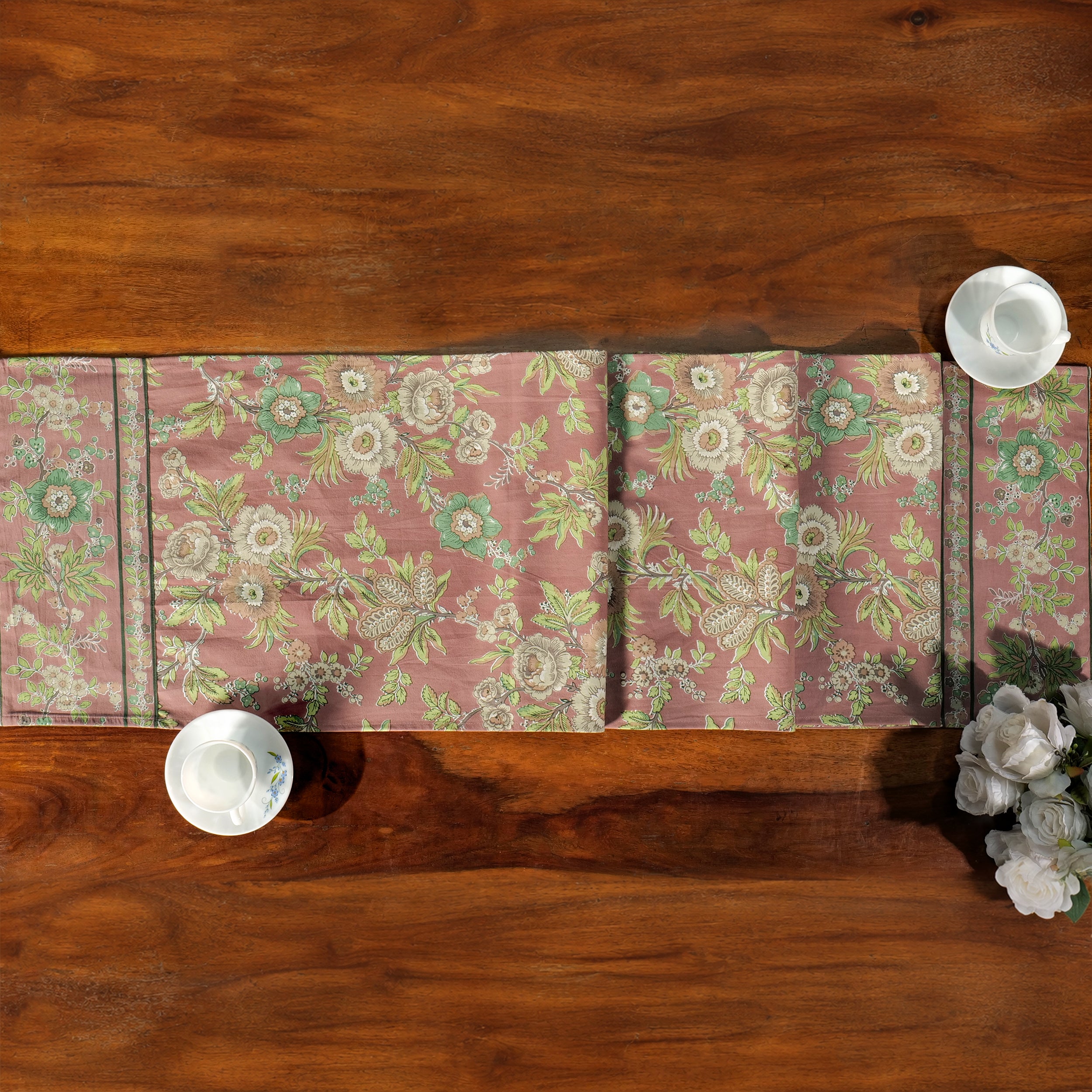 Augustine Runner – Dusty Rose