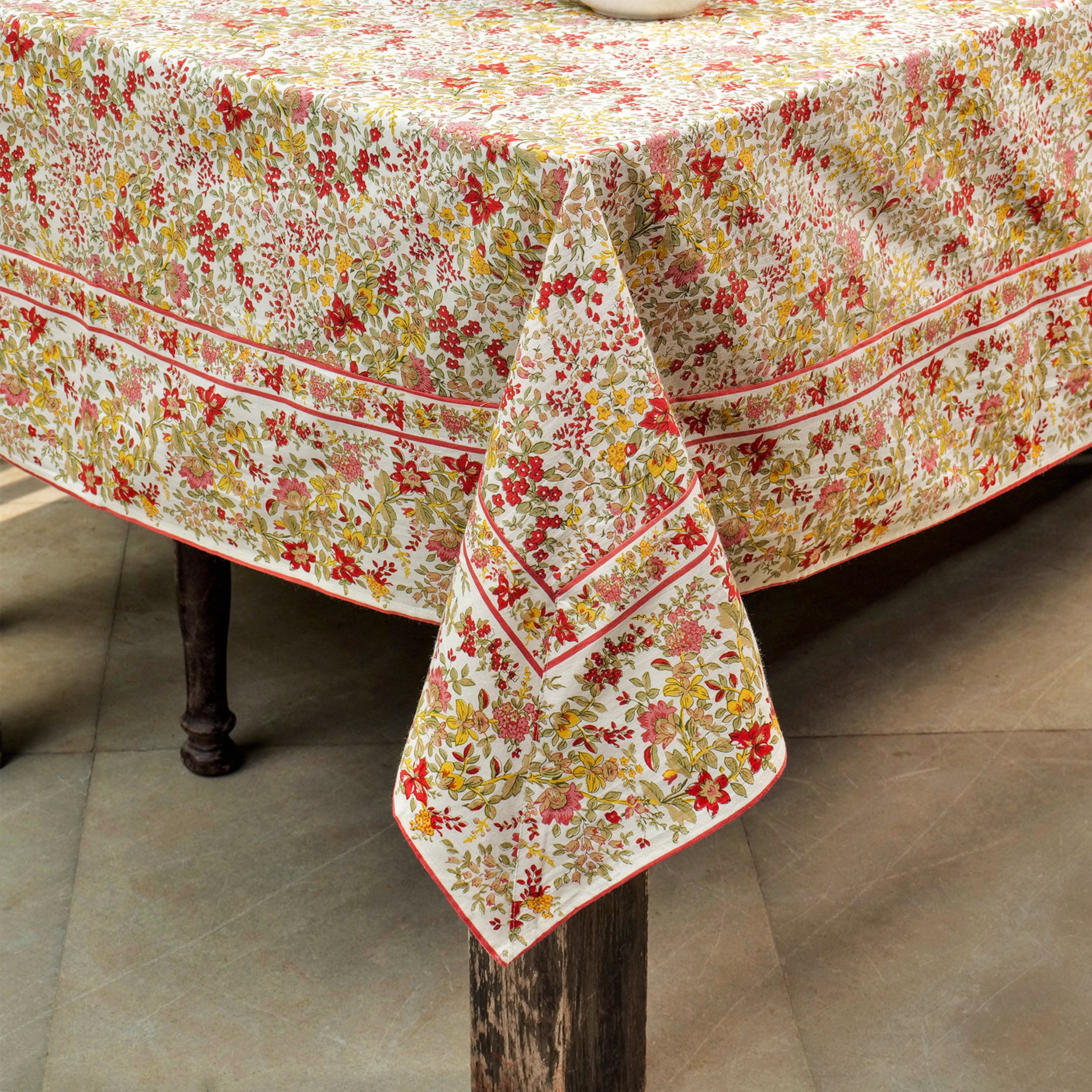 Penelope Tablecloth - Ivory