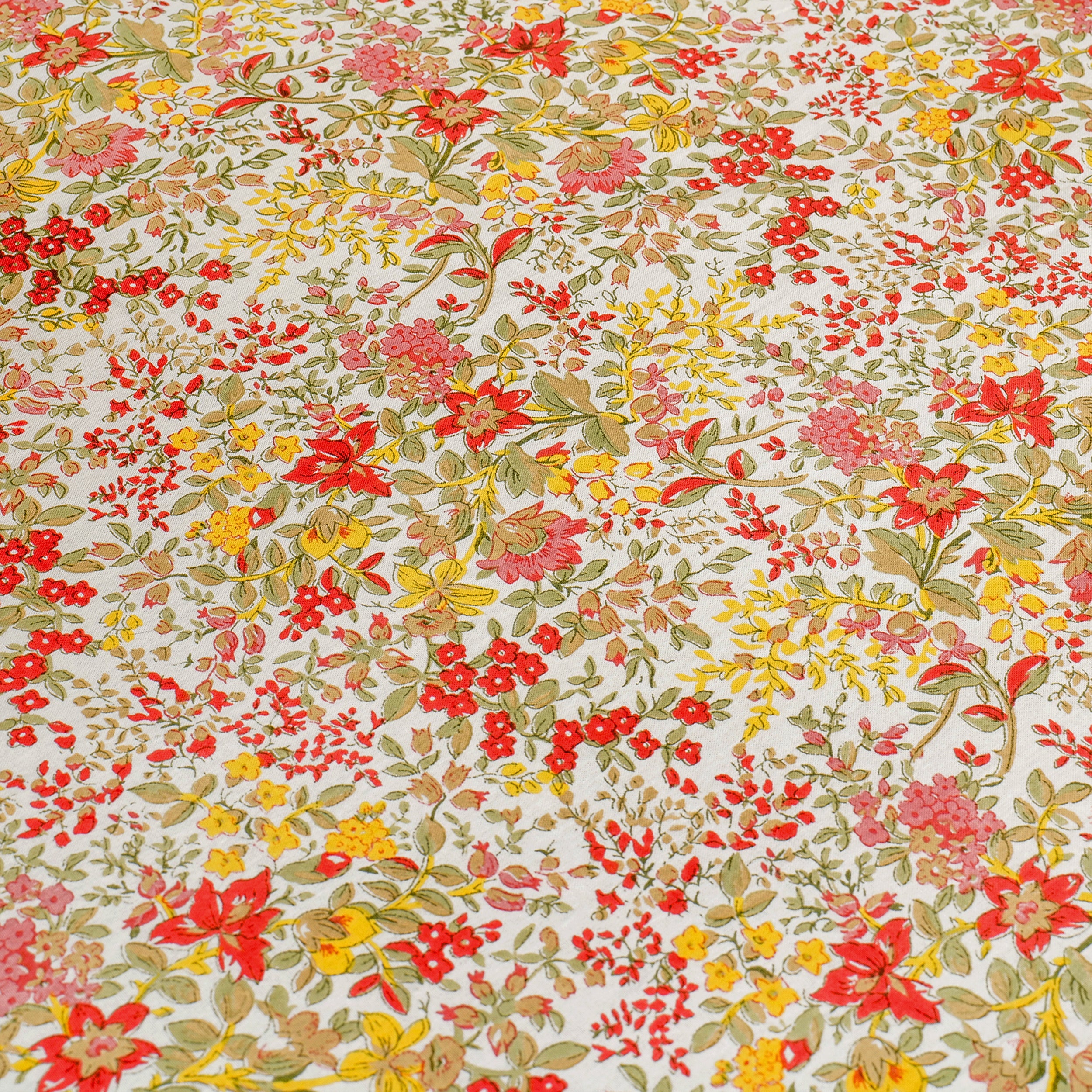 Penelope Tablecloth - Ivory
