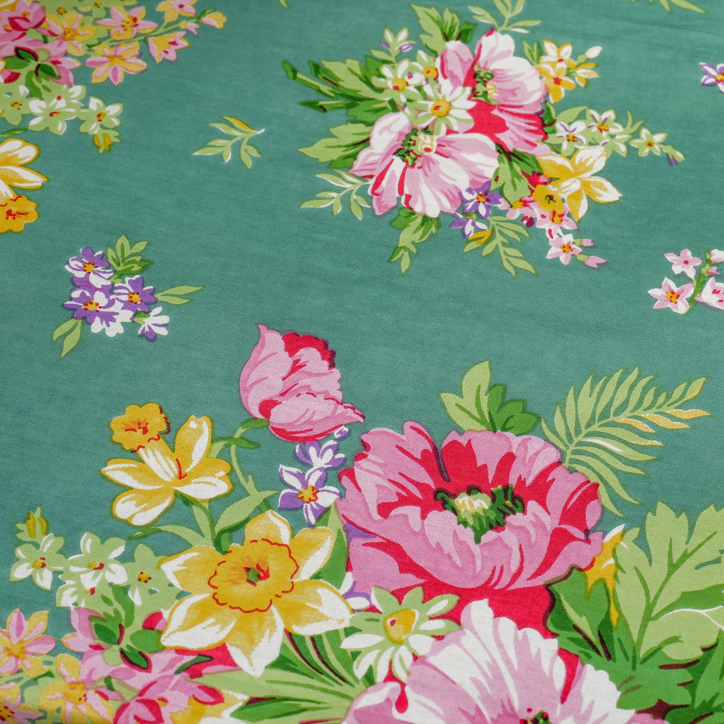 Charming Tablecloth - Green