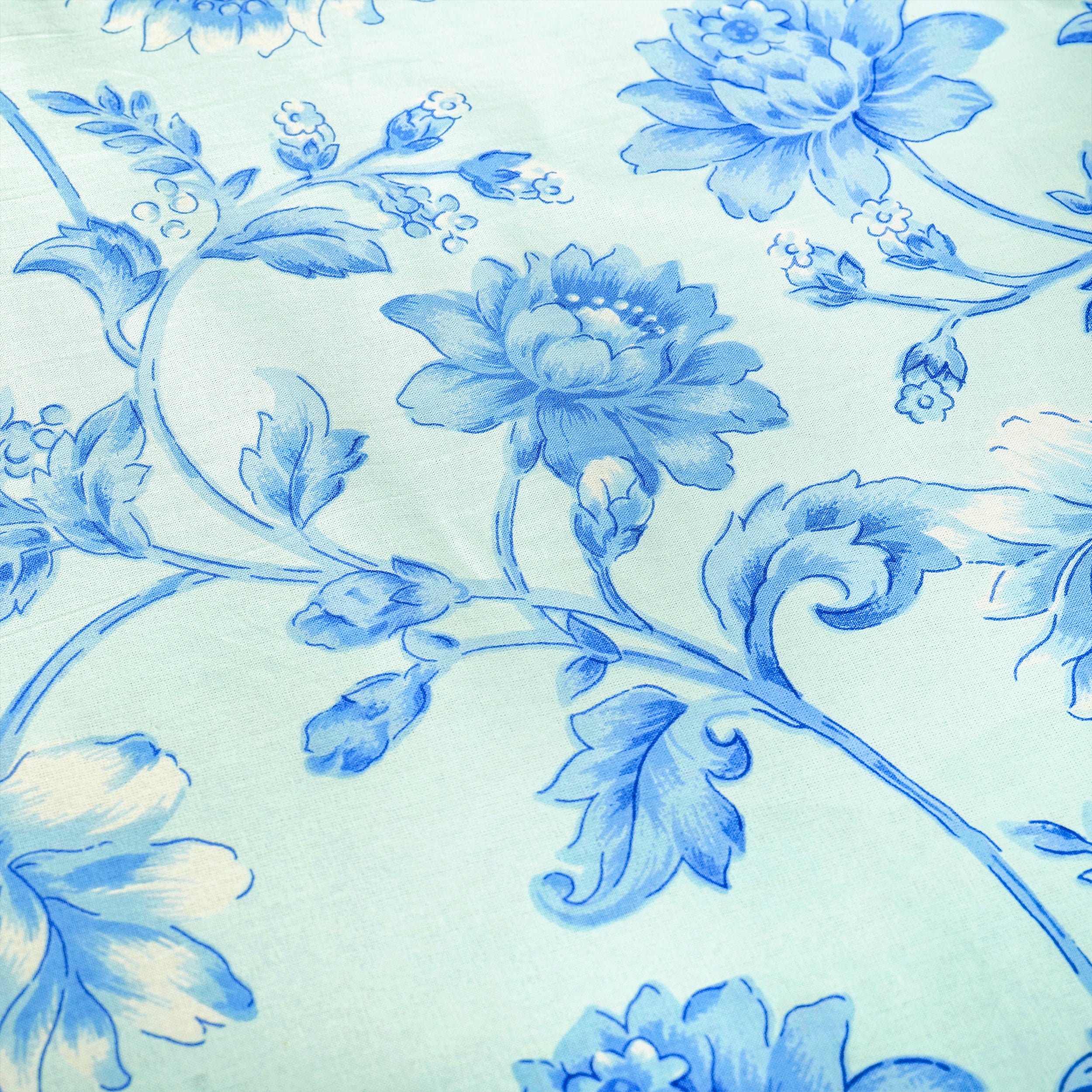 Rosehip Tablecloth - Blue