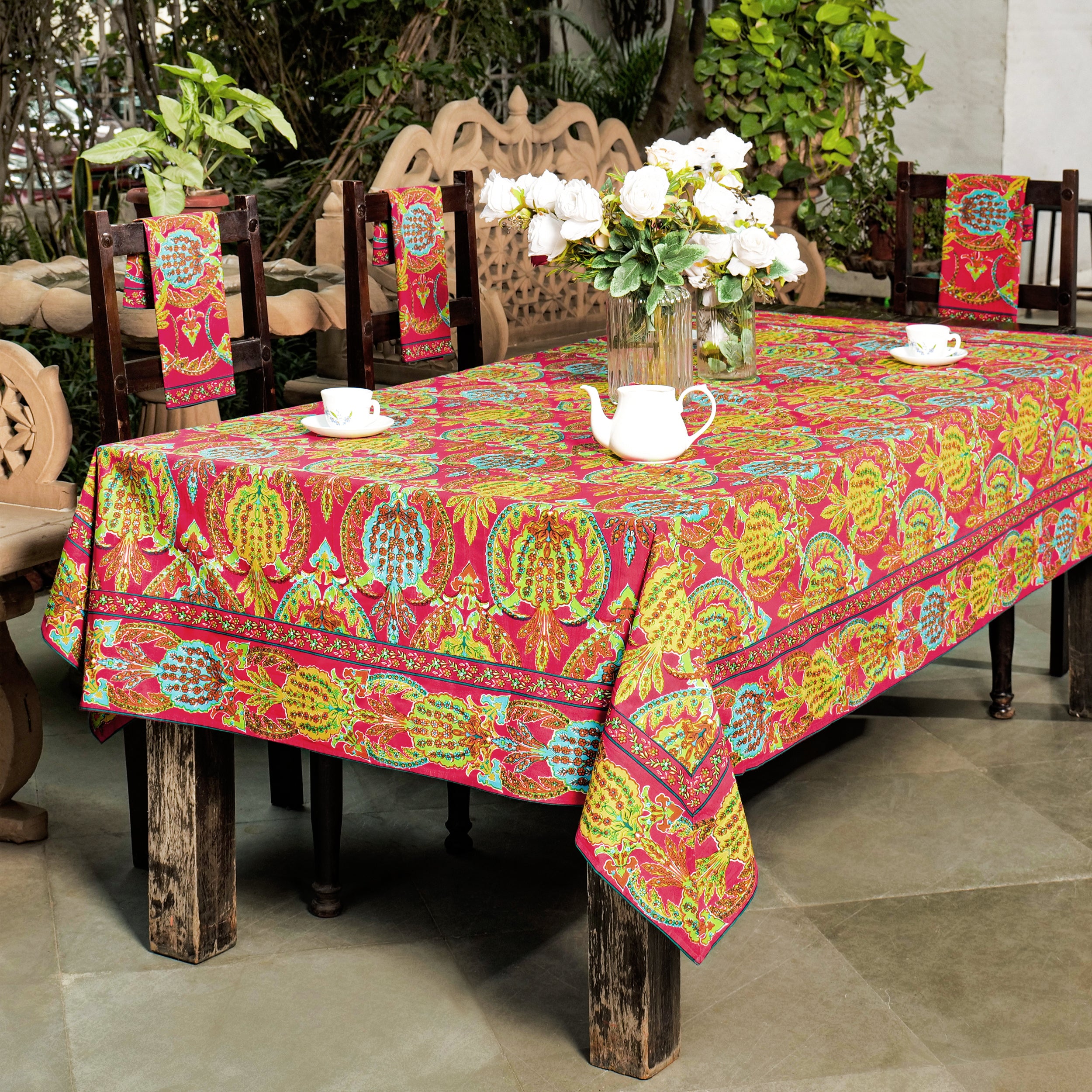 Hello Pineapple Tablecloth - Fuschia