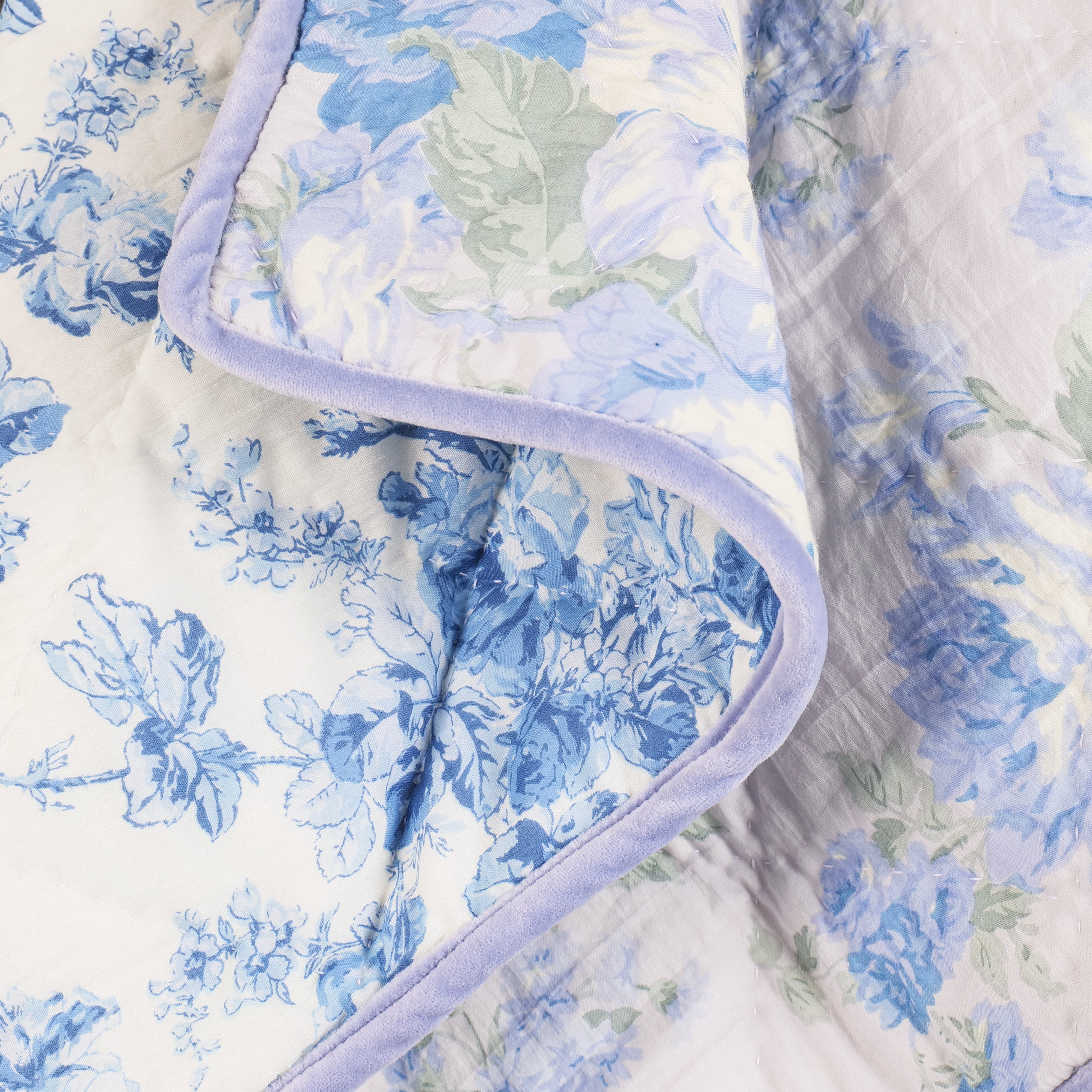 Everlasting Throw – Rose