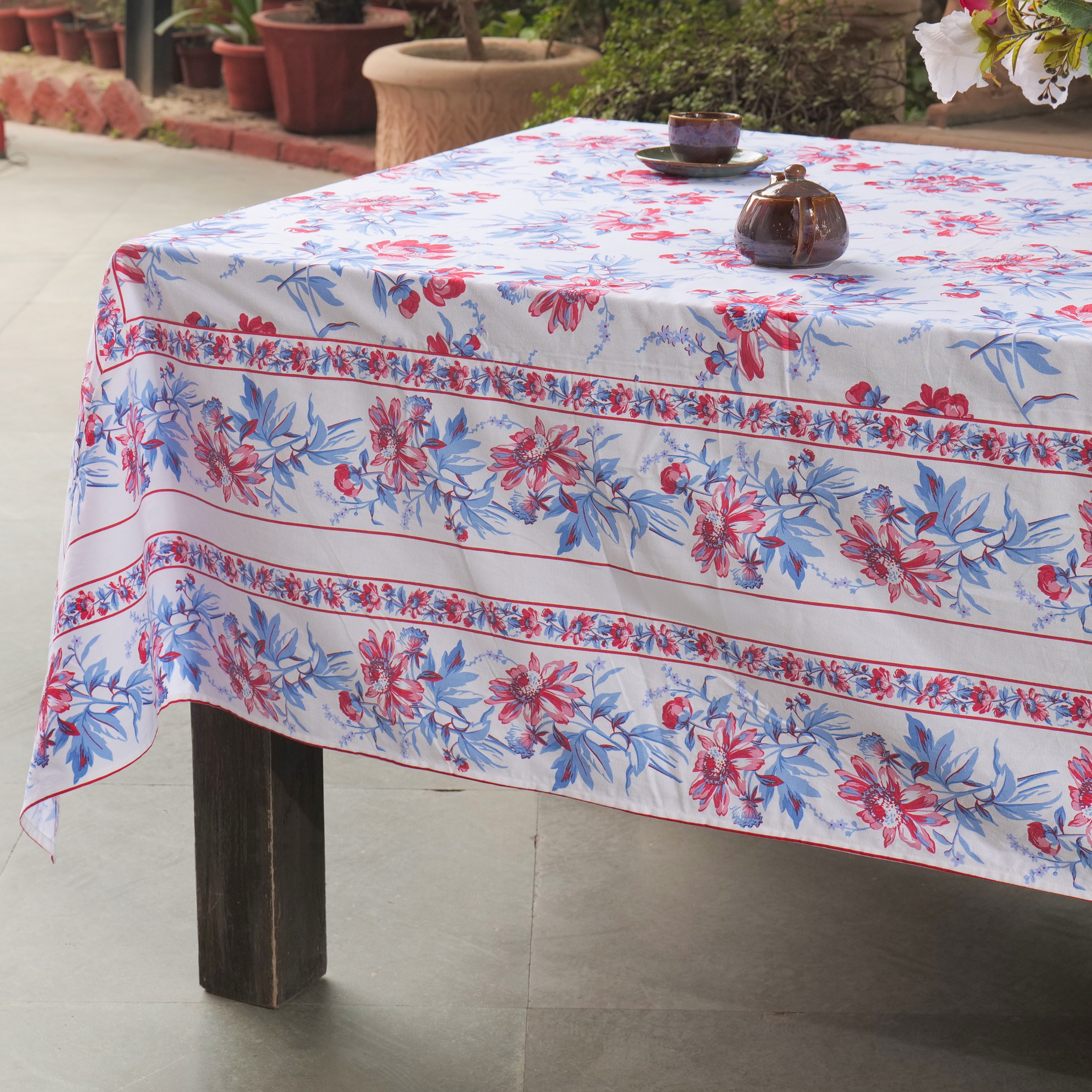 Friendship Tablecloth – White