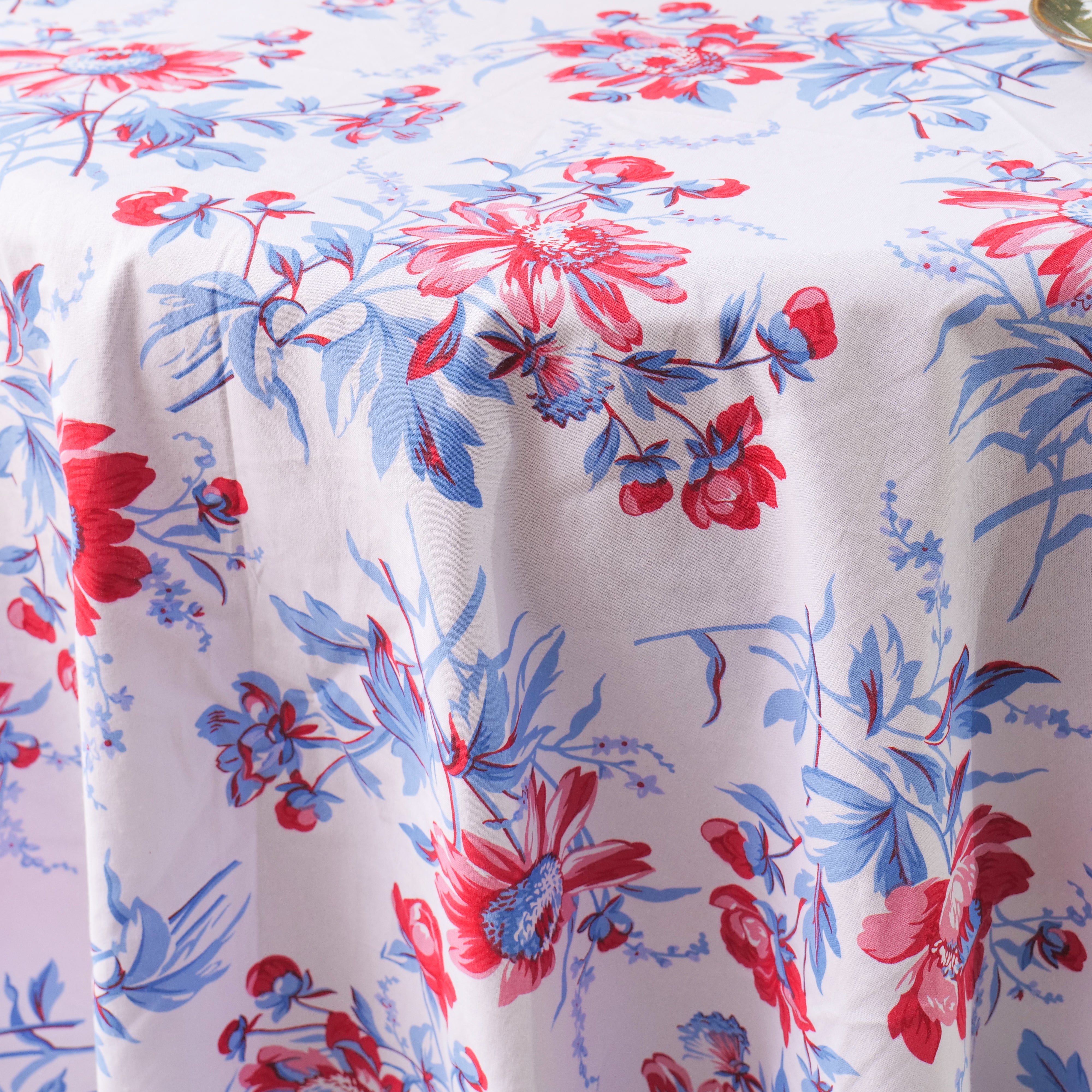 Friendship Round Tablecloth - White