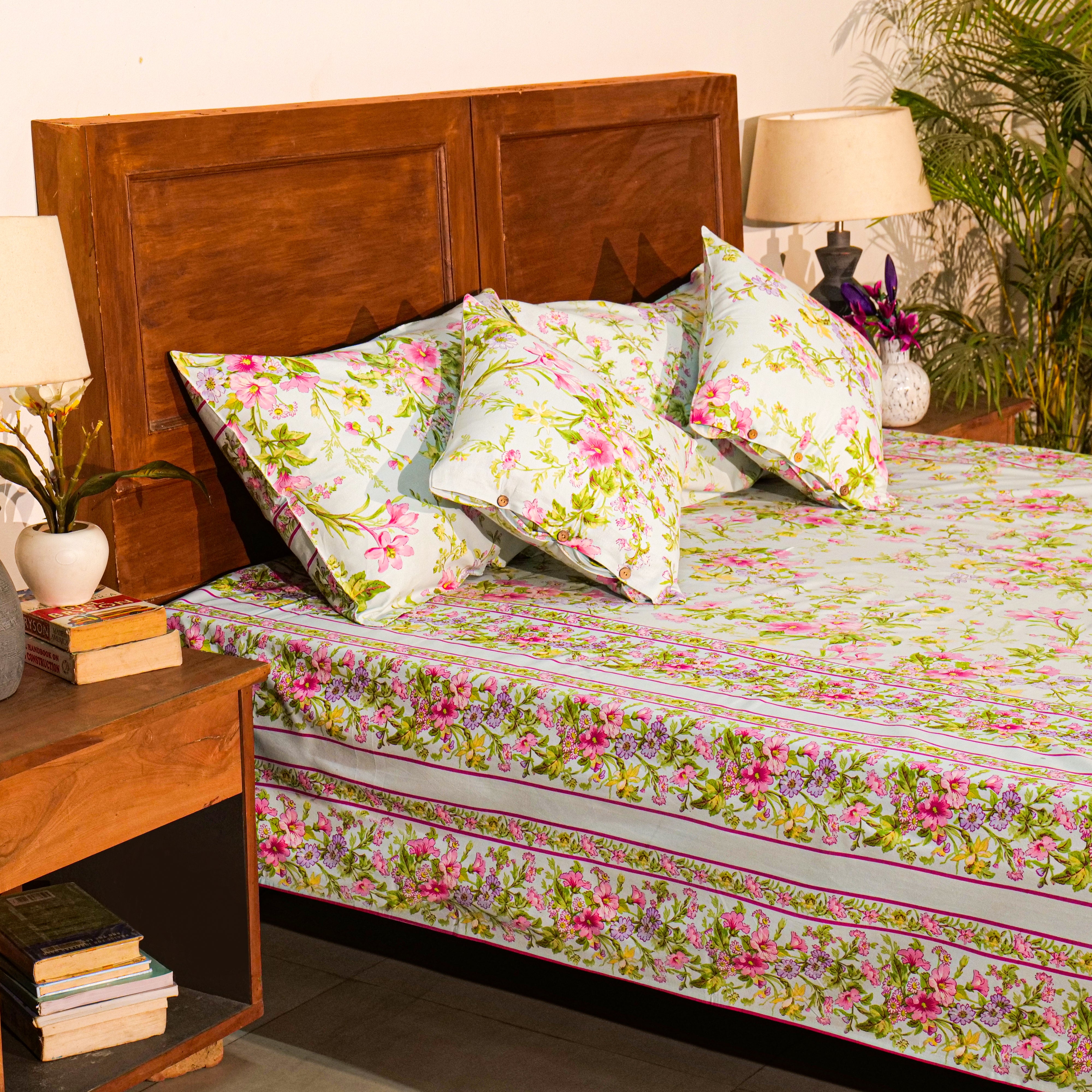 Graceful Bed Cover – Aqua