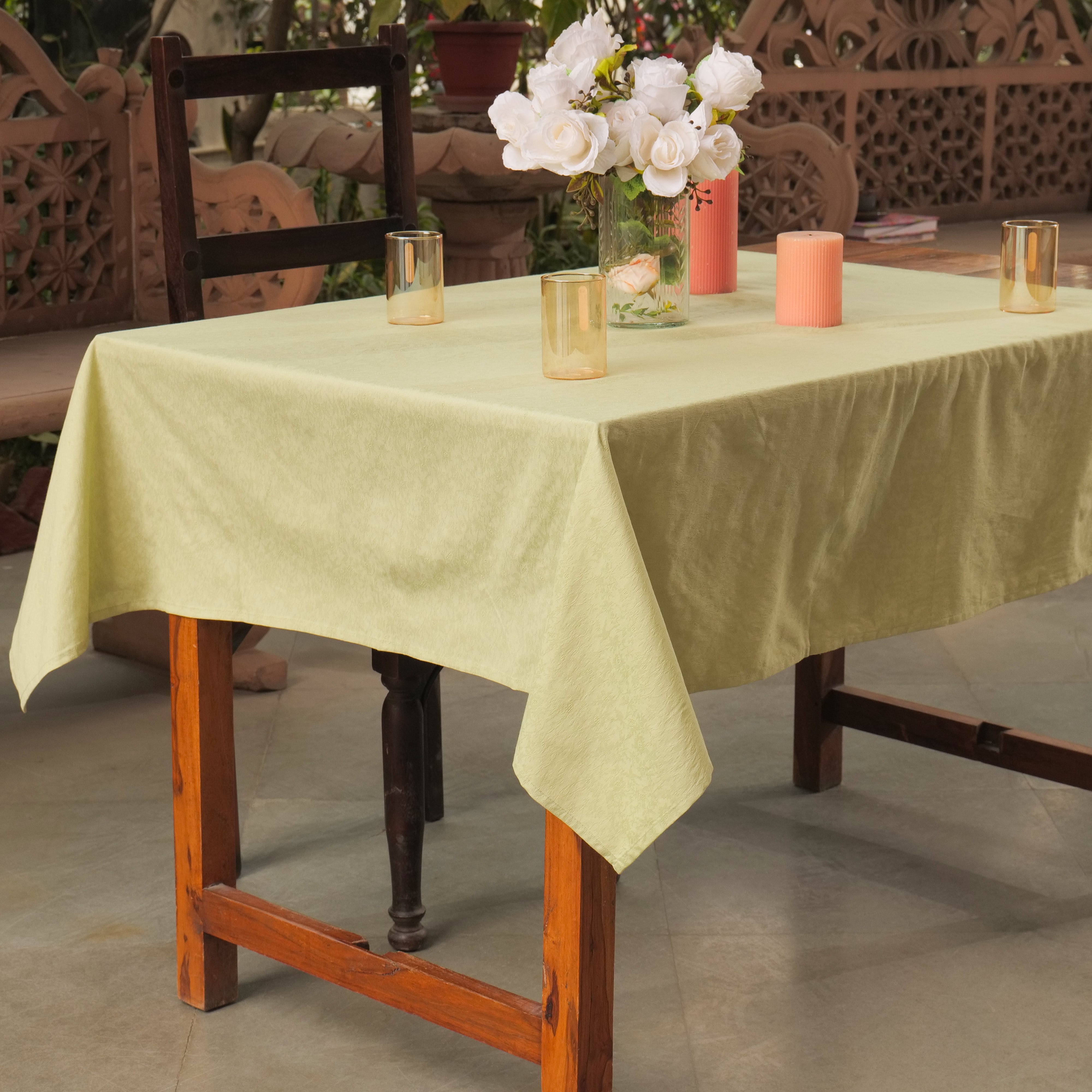 Lark Jacquard Tablecloth – Green