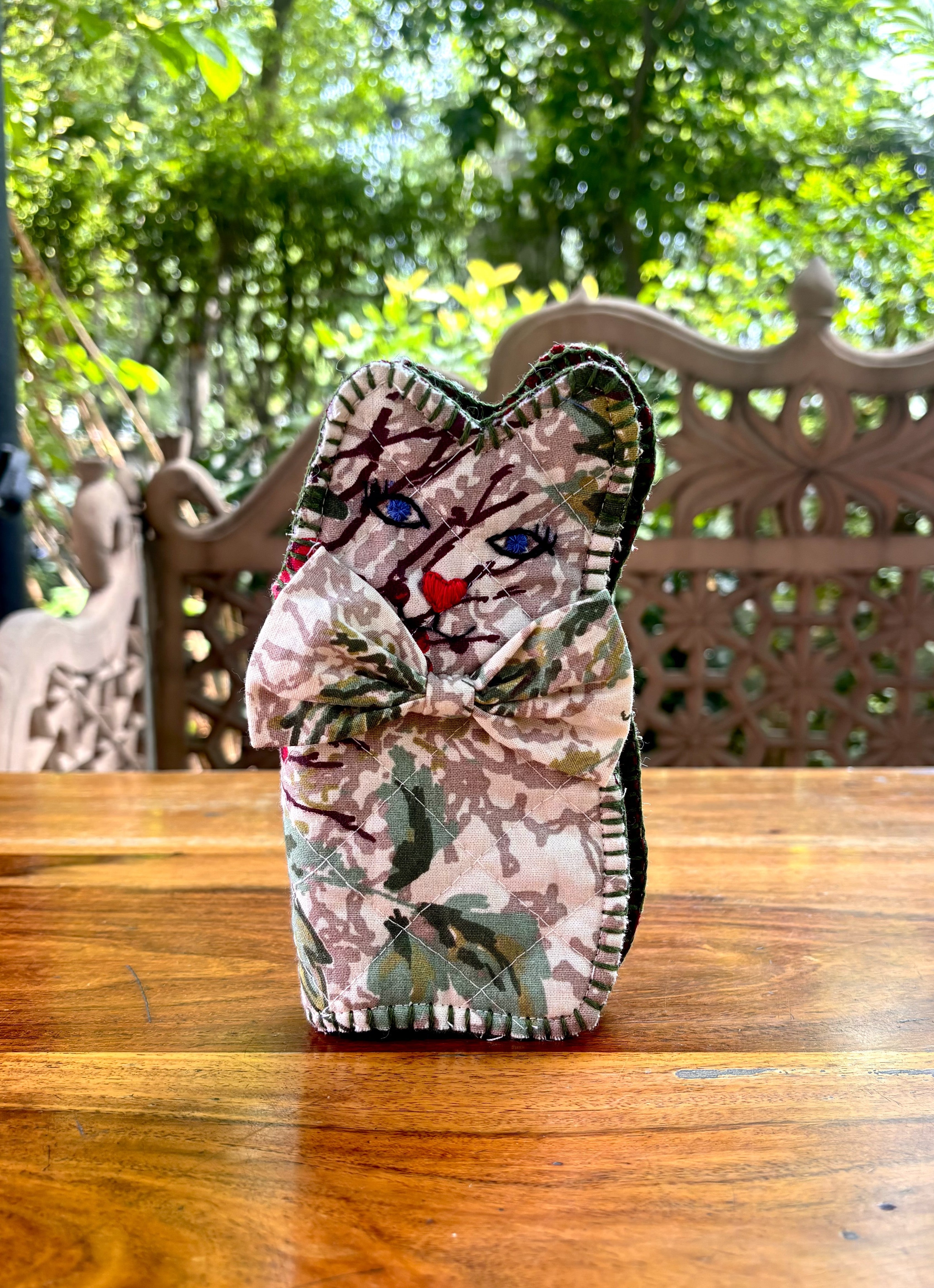 Merry Sewing Kitty - Antique