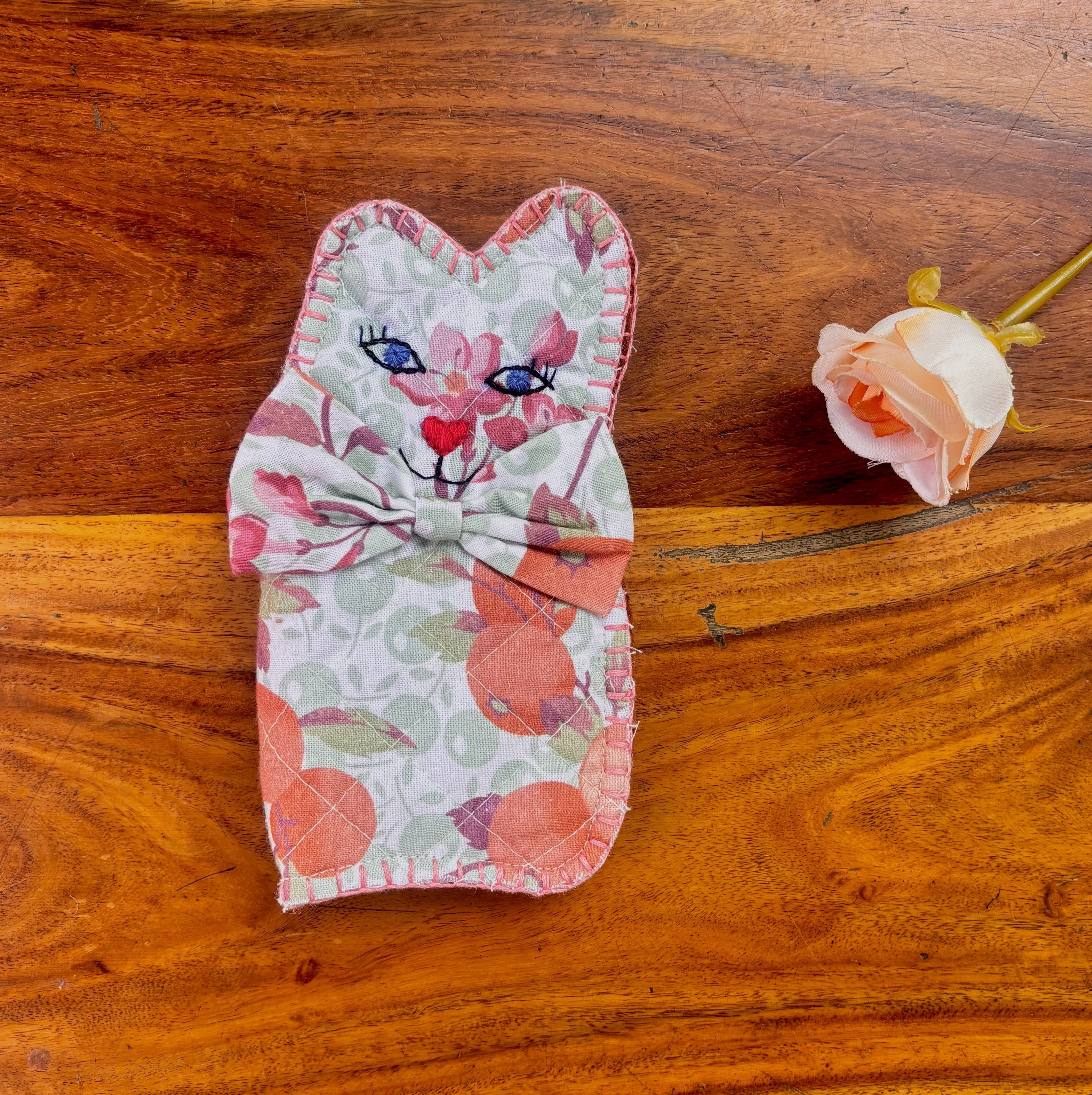 Orange Blossom Sewing Kitty – Green