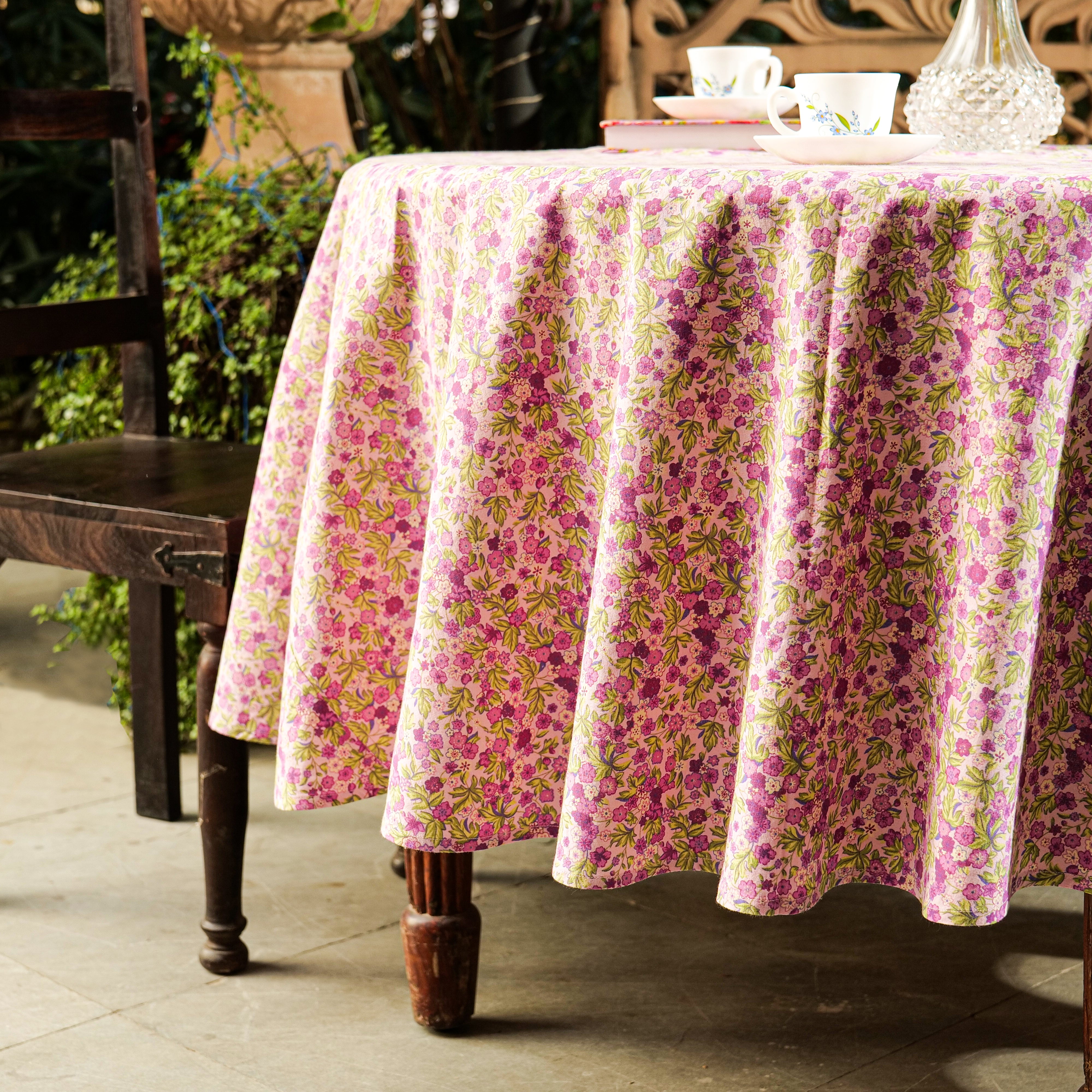 Penelope Tablecloth – Purple
