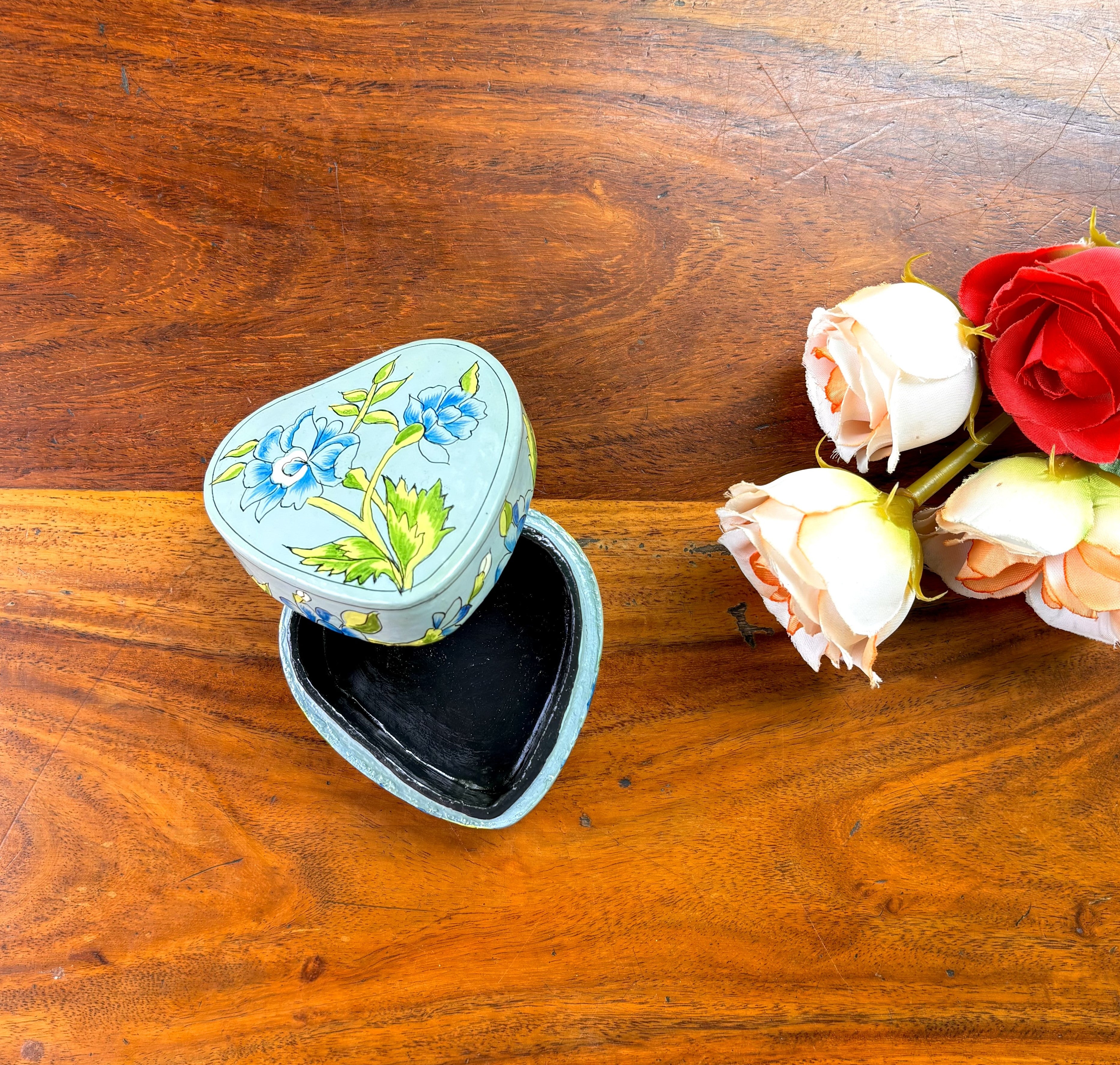 Pushkar Heart Box - Blue