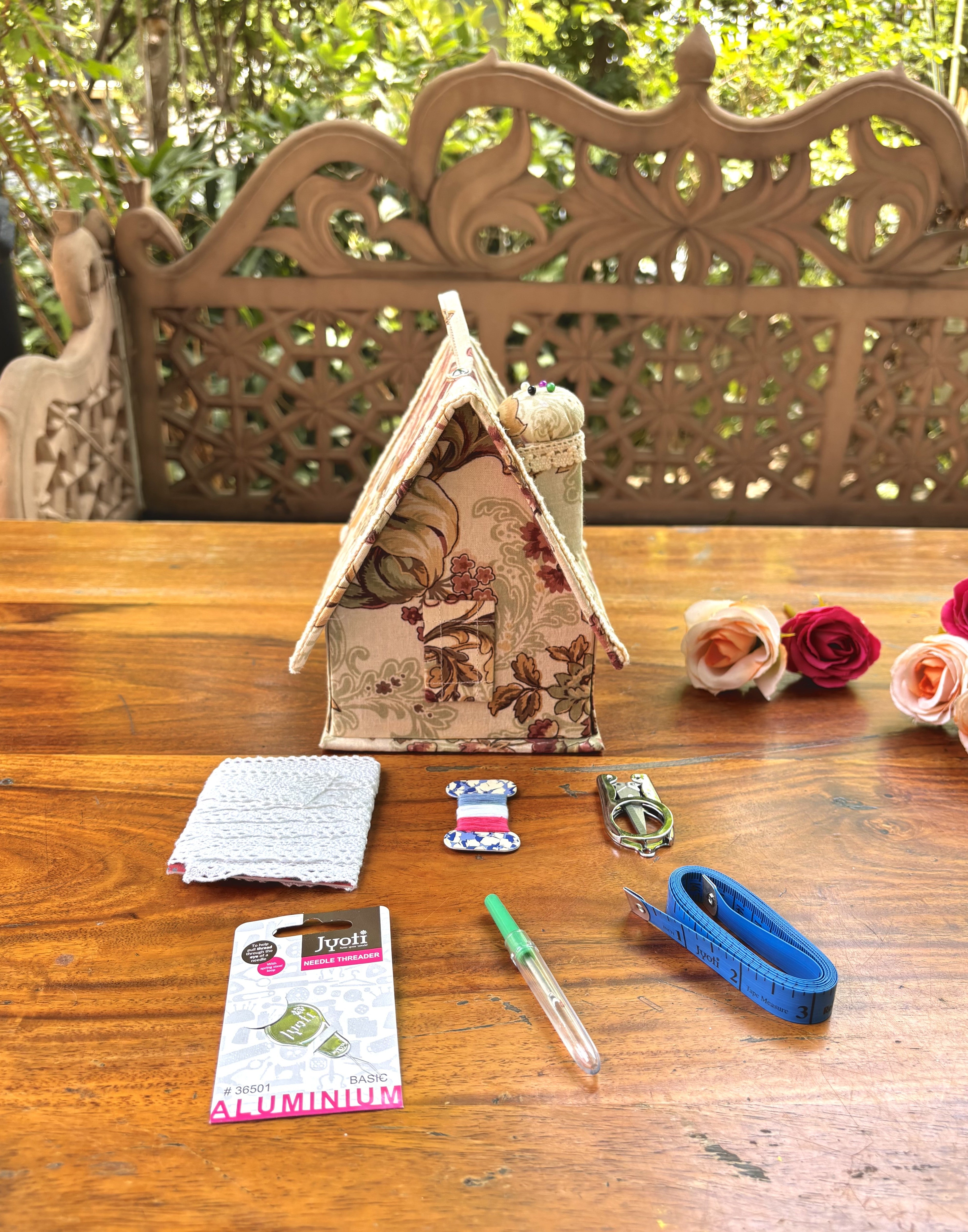 Sonet Sewing House - Ecru
