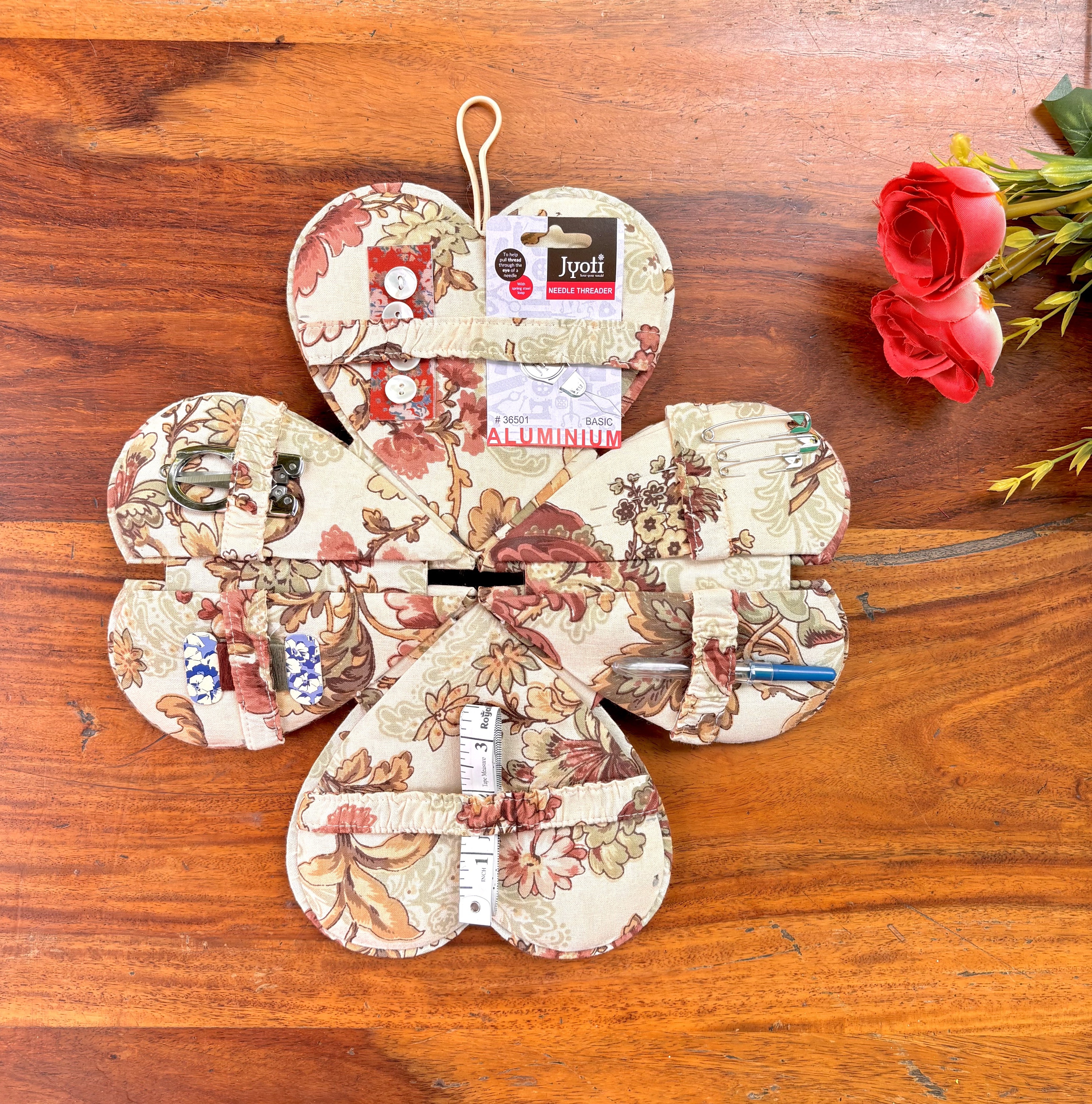 Sonet I Love Sewing Kit - Ecru