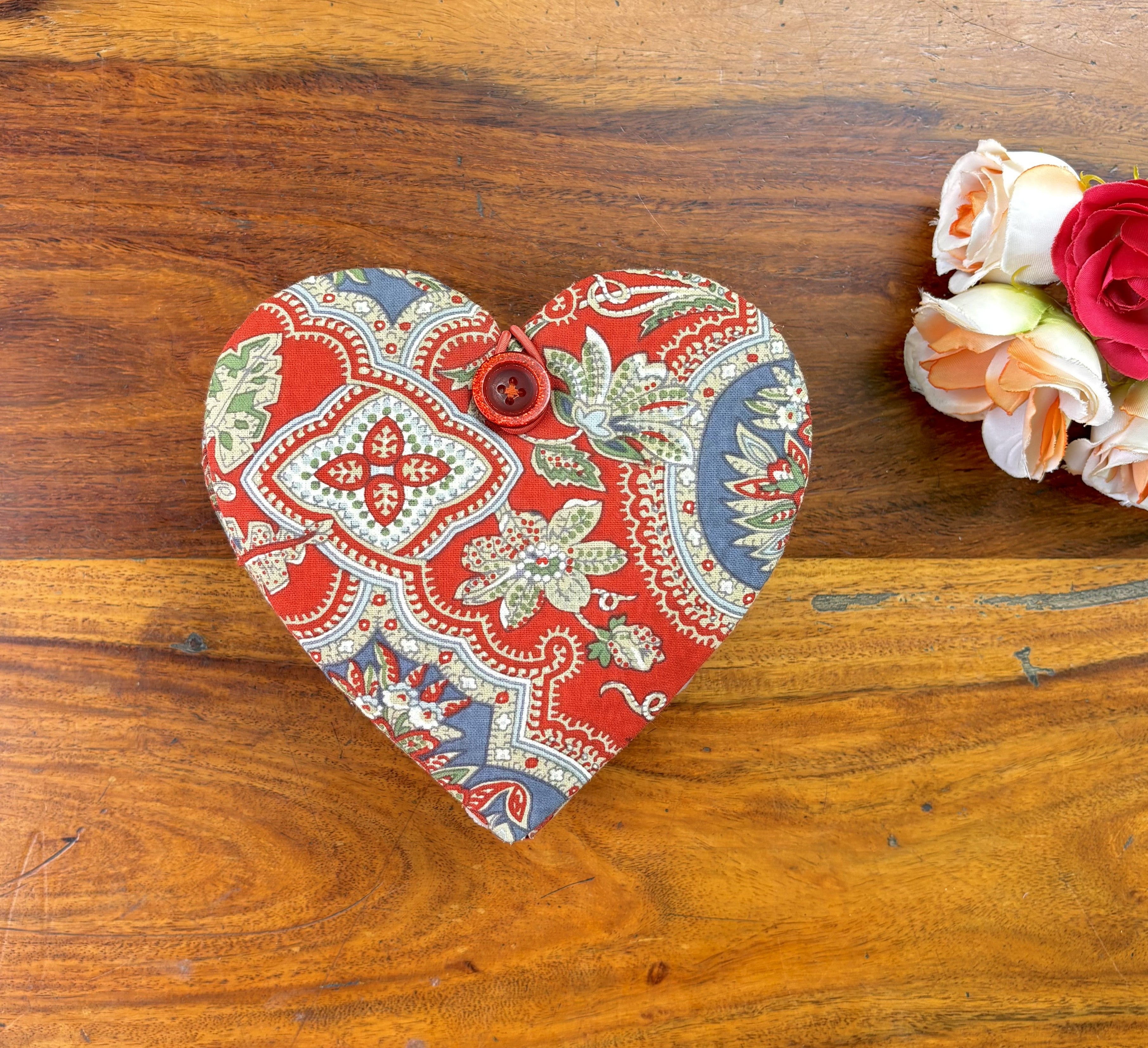 Timeless Tapestry I Love Sewing Kit - Red