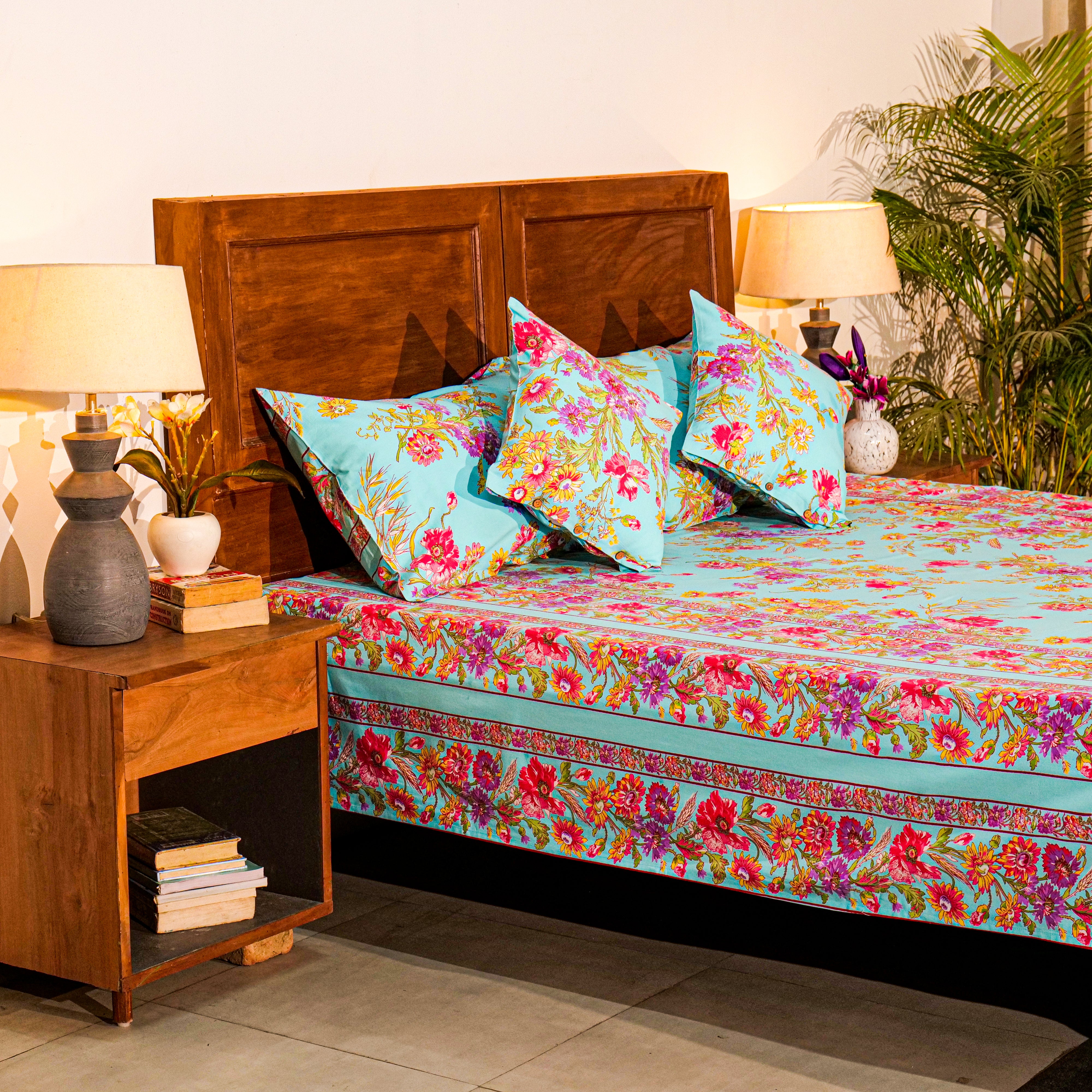 Wilde Flower Bed Cover – Aqua