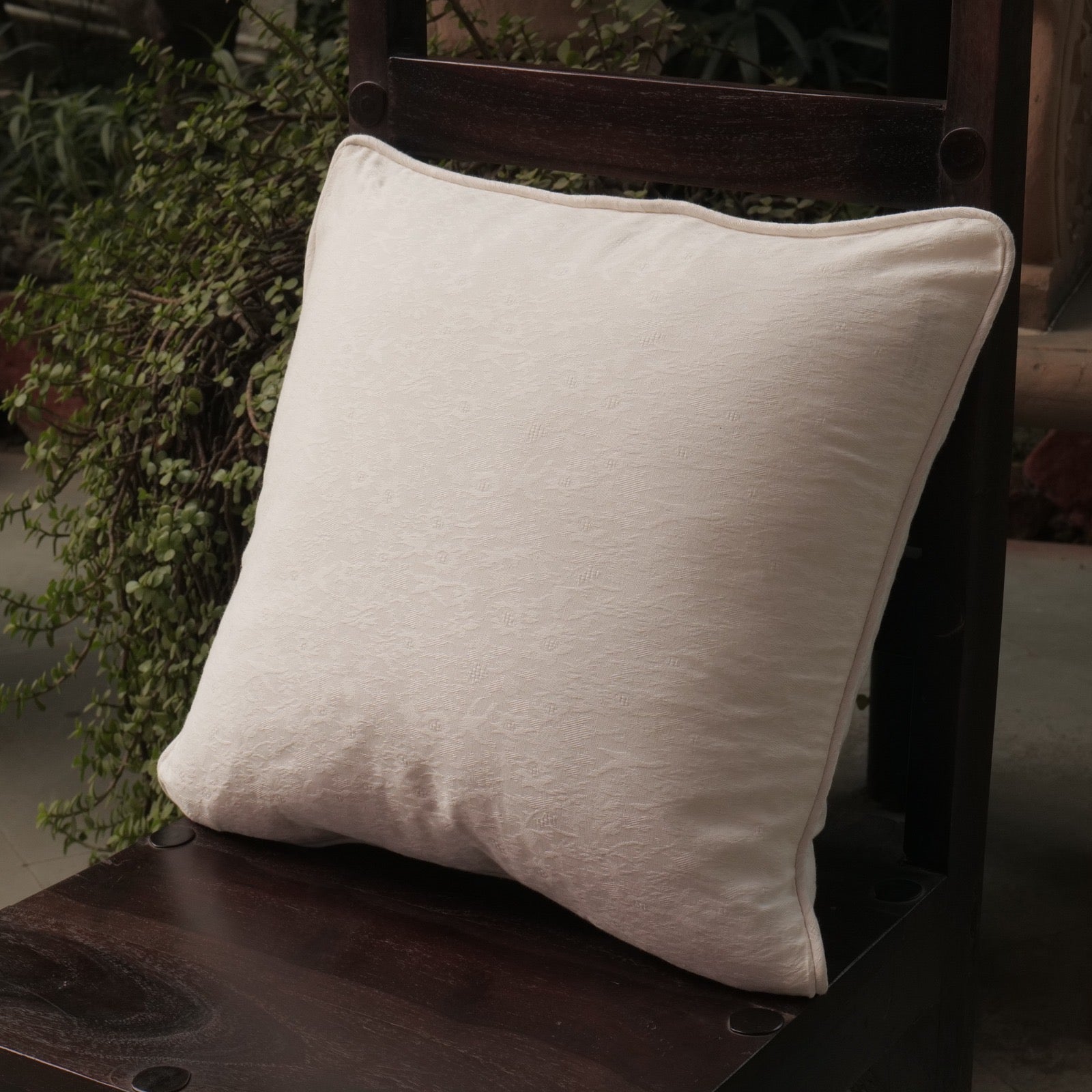 Lark Jacquard Cushion Cover Set of 2 - Ivory