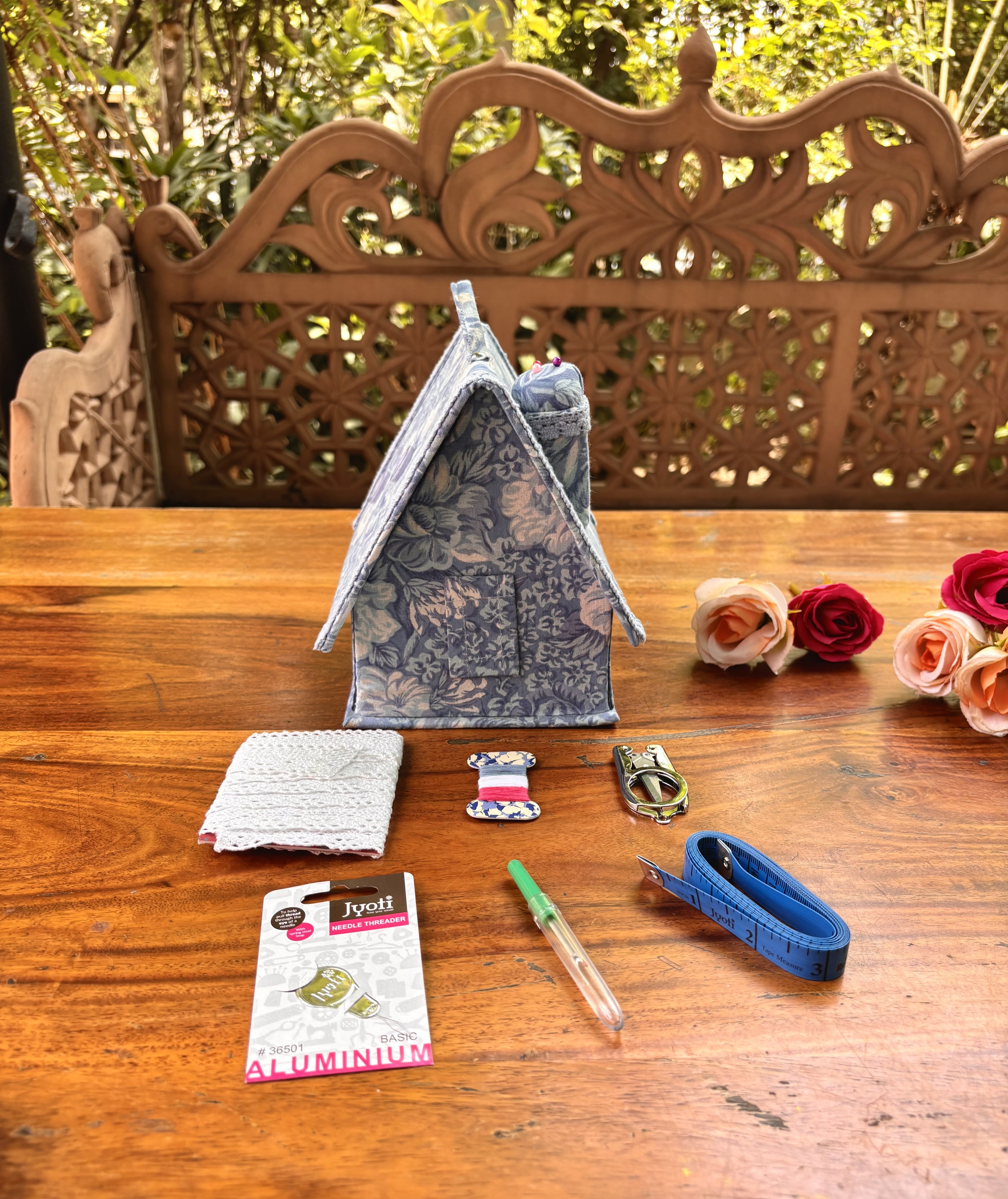 Augustine Sewing House – Blue