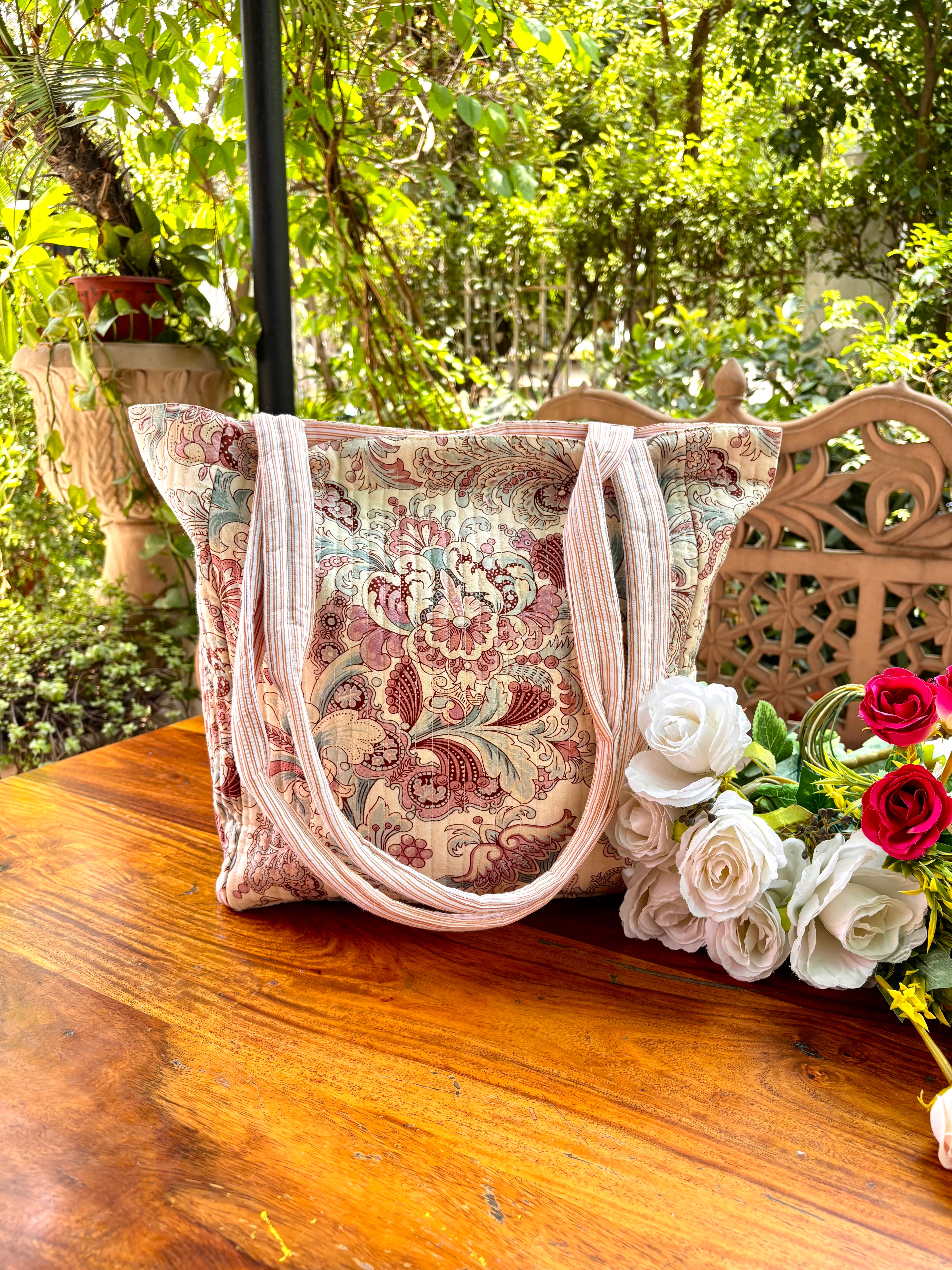 Jacobin Garden Tote Bag – Ecru