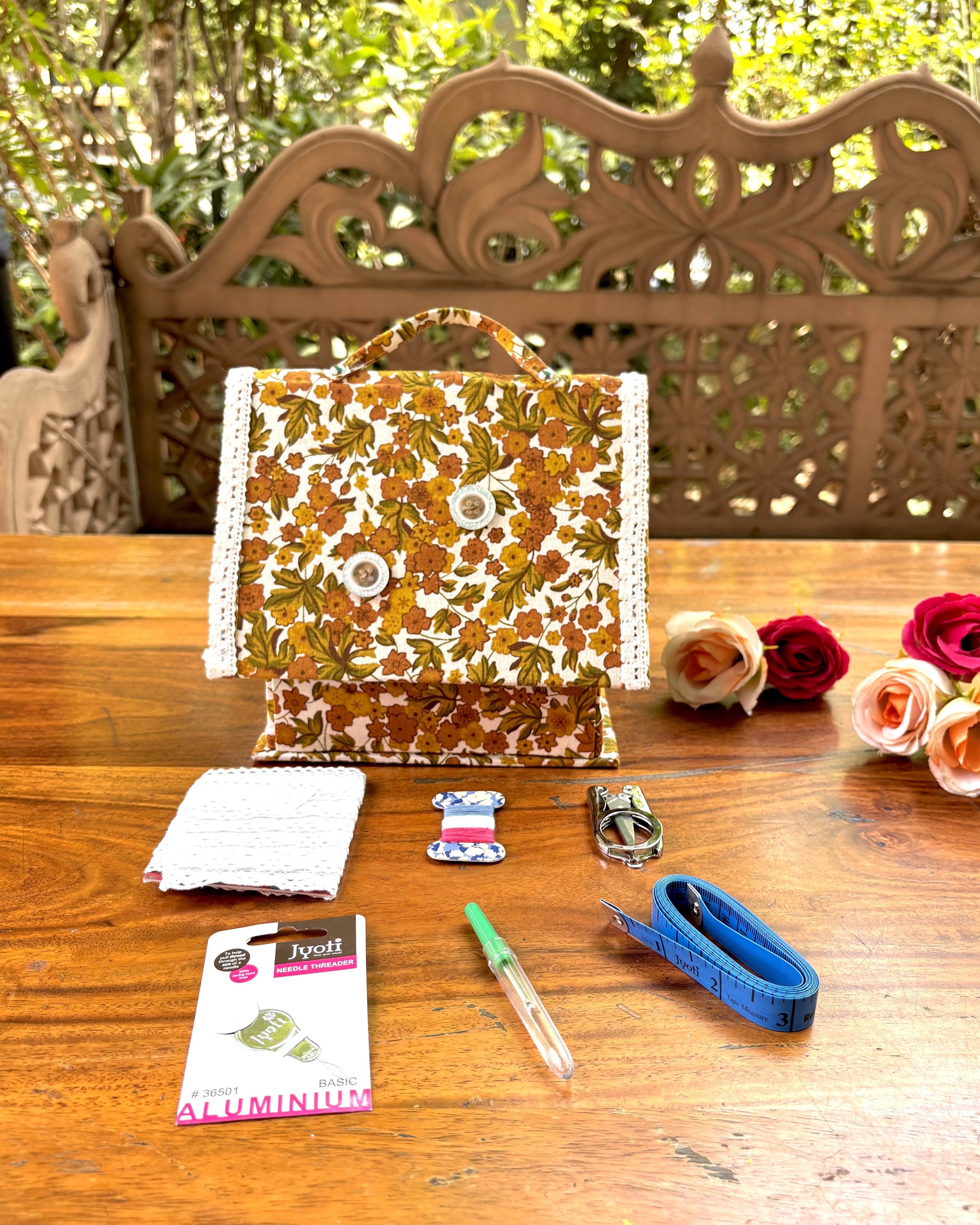 Penelope Sewing House - Ecru