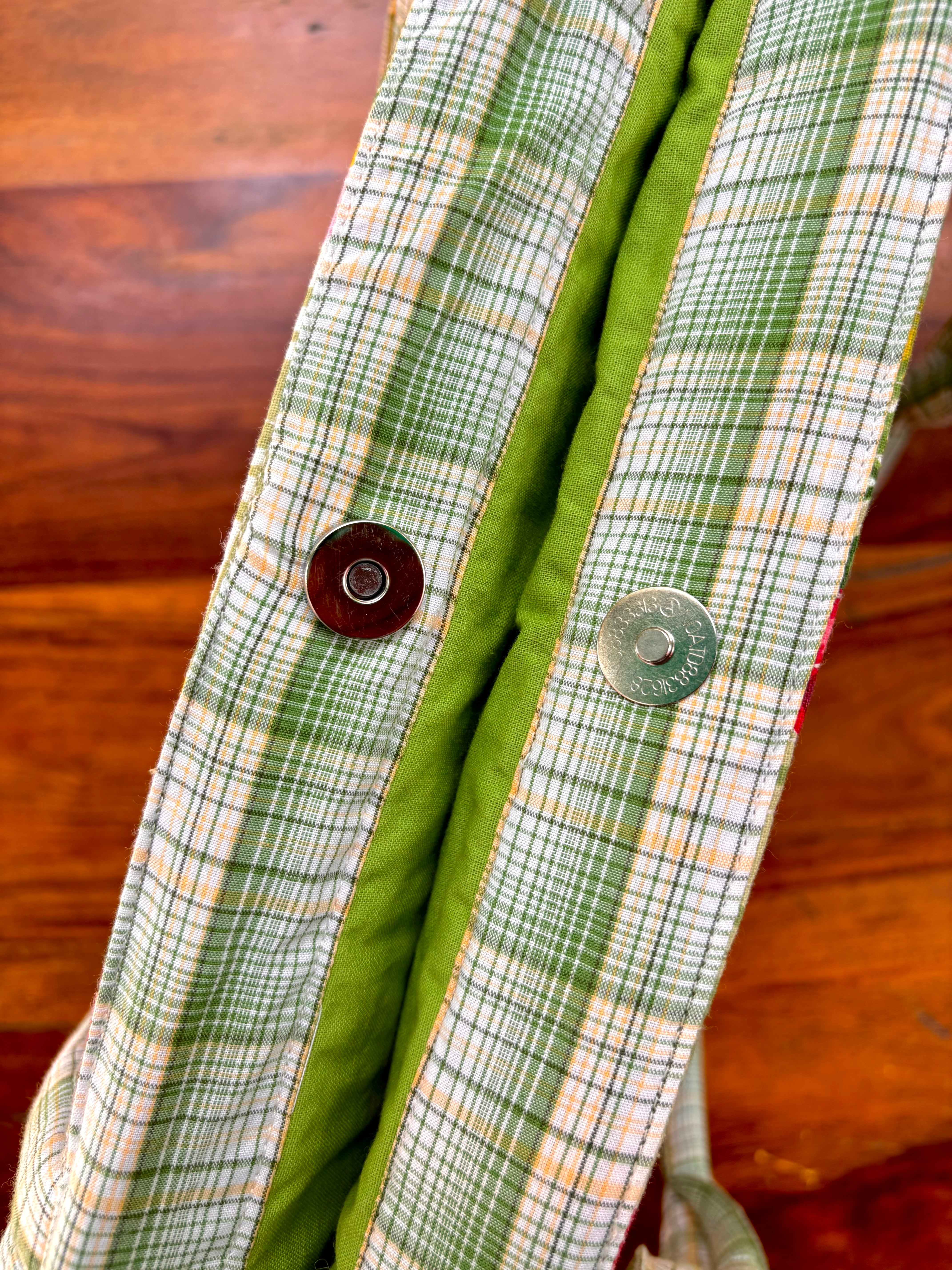 Strawberry Check Tote Bag – Green